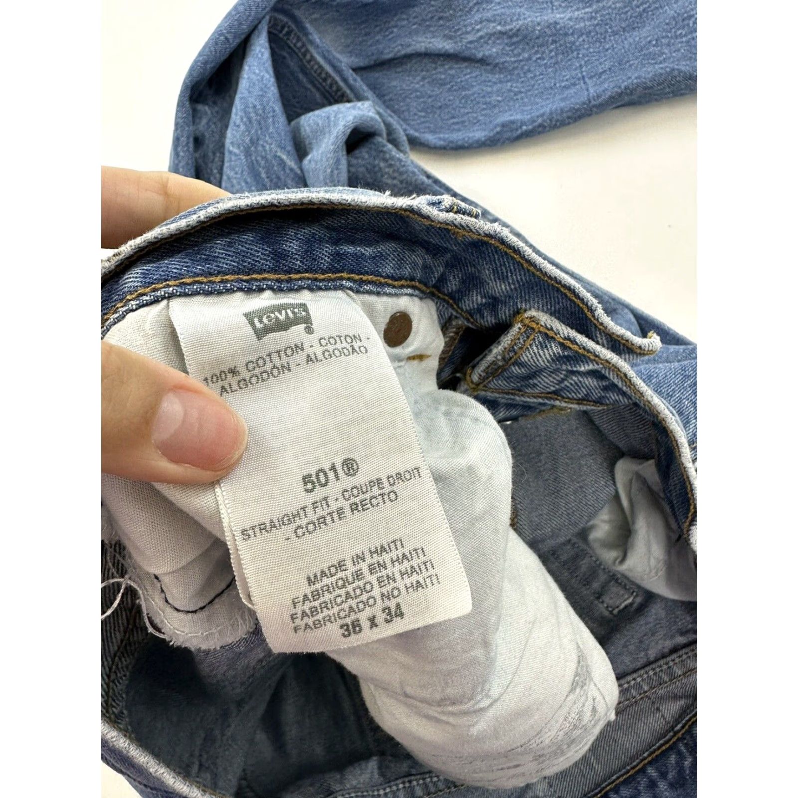Levi's VINTAGE Levi’s 501 Jeans Mens 34x30 Blue Tagged 36x34 Not Redline Straight Cotton Jeans Mens Blue 501 Style 34 Size US 30 / EU 46 - 7 Thumbnail