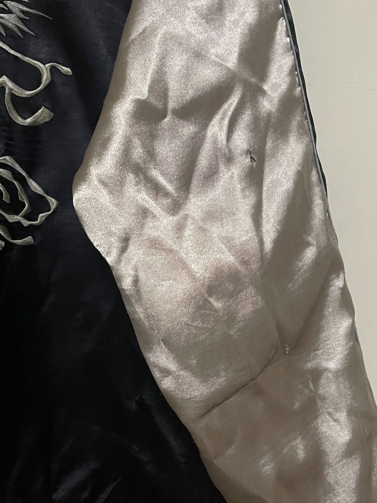 Japanese Brand NYLUKS Dragon embroidery Sukajan Black gold vtg Size US M / EU 48-50 / 2 - 10 Thumbnail