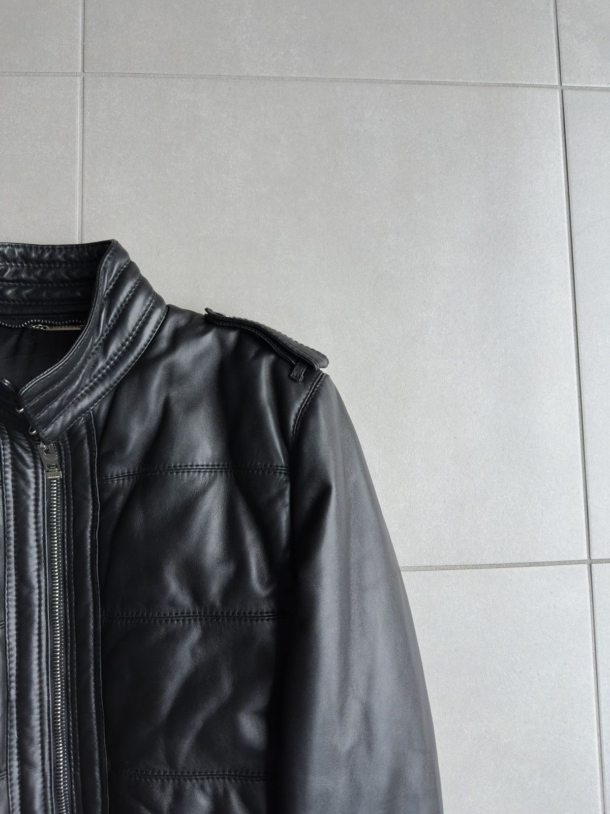 Dior × Hedi Slimane Dior Homme AW04 “VOTC” fur hooded leather jacket Size US M / EU 48-50 / 2 - 14 Thumbnail