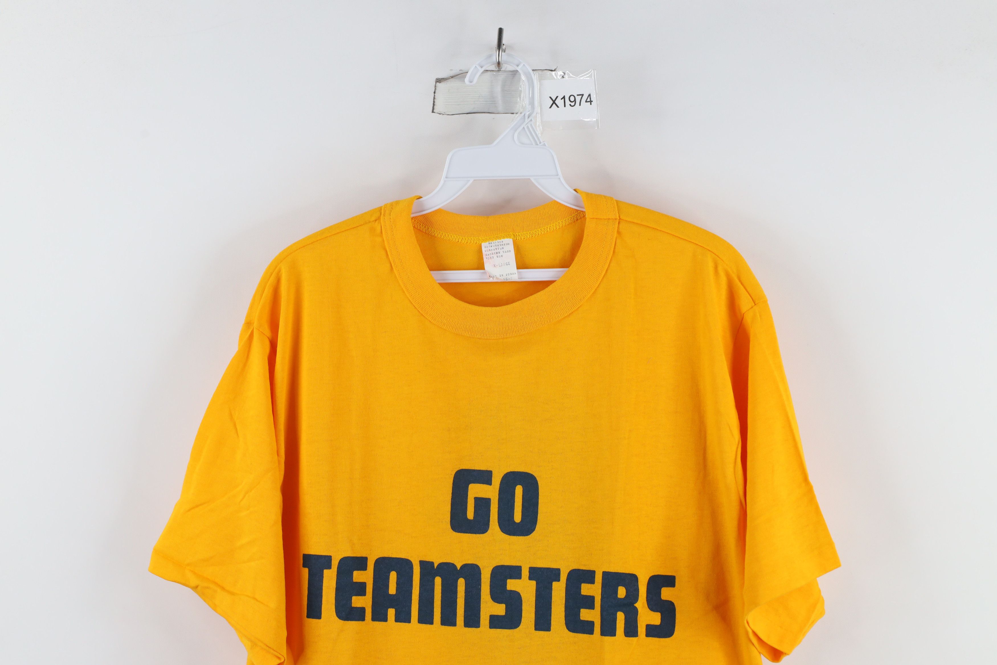 Vintage Vintage 70s Teamsters Union T. C. W. & H. Of A. T-Shirt USA Size US XL / EU 56 / 4 - 2 Thumbnail