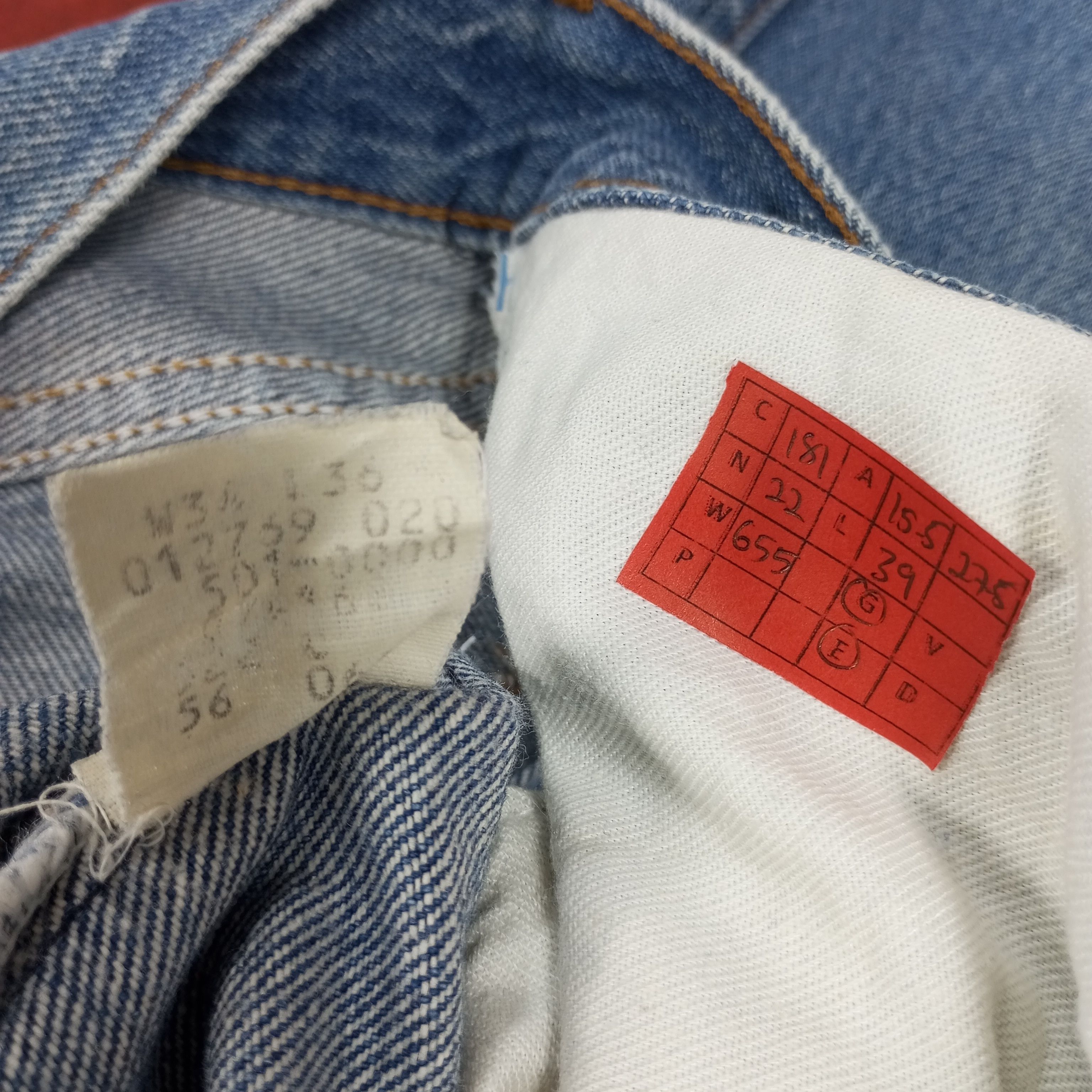 Levi's × Vintage Levis 501 Streetwear Style Distressed Jeans Size US 31 - 13 Thumbnail