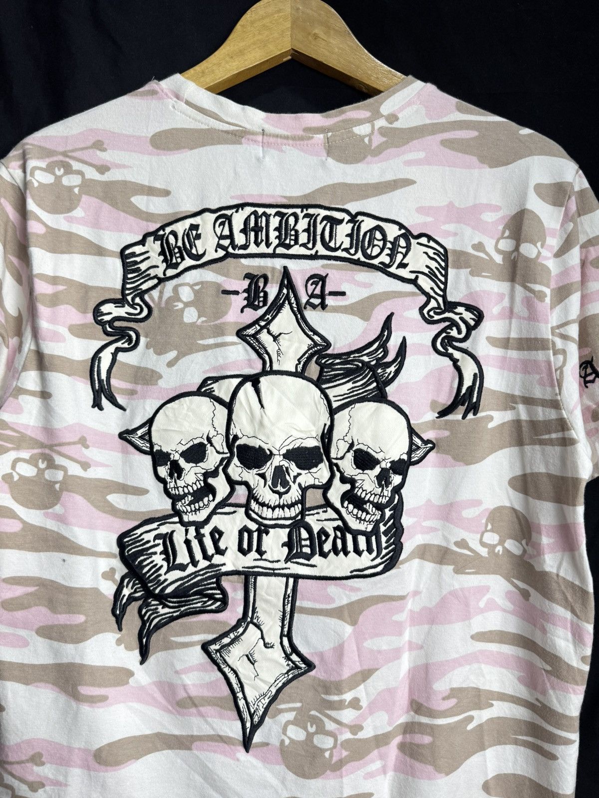If Six Was Nine × Japanese Brand × Le Grande Bleu (L.G.B.) Japanese Skulls Camo Crosses Ambition Tees Size US M / EU 48-50 / 2 - 3 Thumbnail