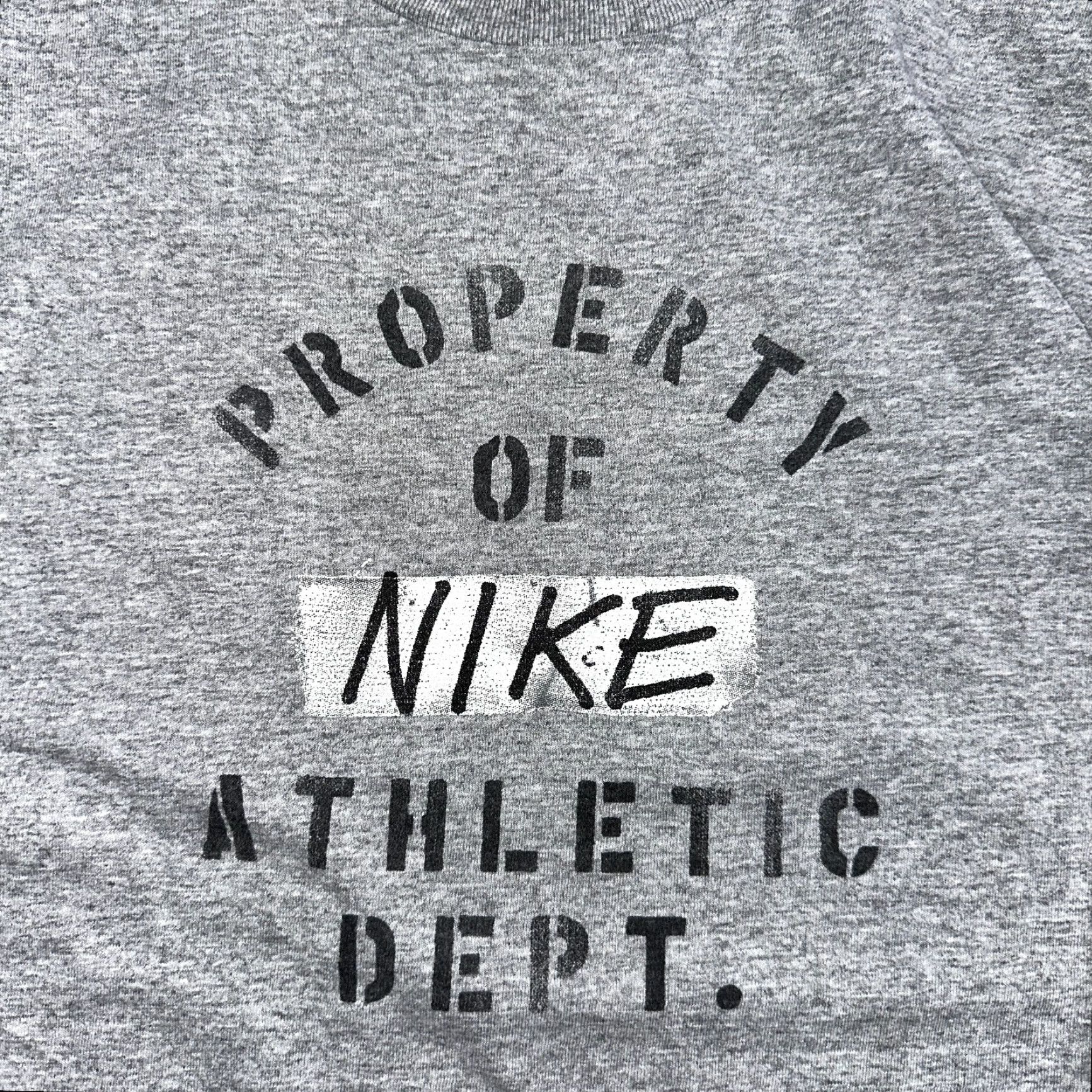 Nike VINTAGE Nike T-Shirt Men Athletic Medium Gray Y2K VTG Graphic Silver Tag Property Crew Neck Short Sleeve Shirt Mens Size US M / EU 48-50 / 2 - 2 Thumbnail