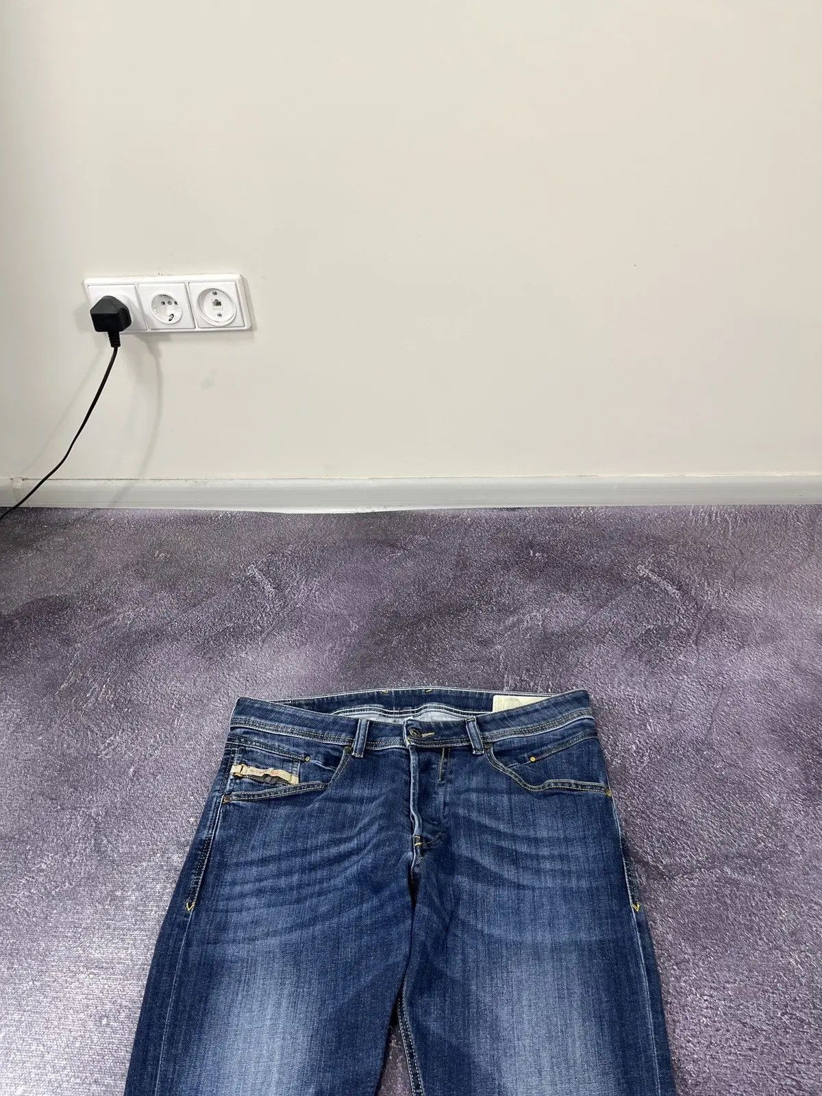 Diesel Vintage Diesel Faded Blue Denim Avant Garde Hype Jeans Size US 36 / EU 52 - 4 Thumbnail