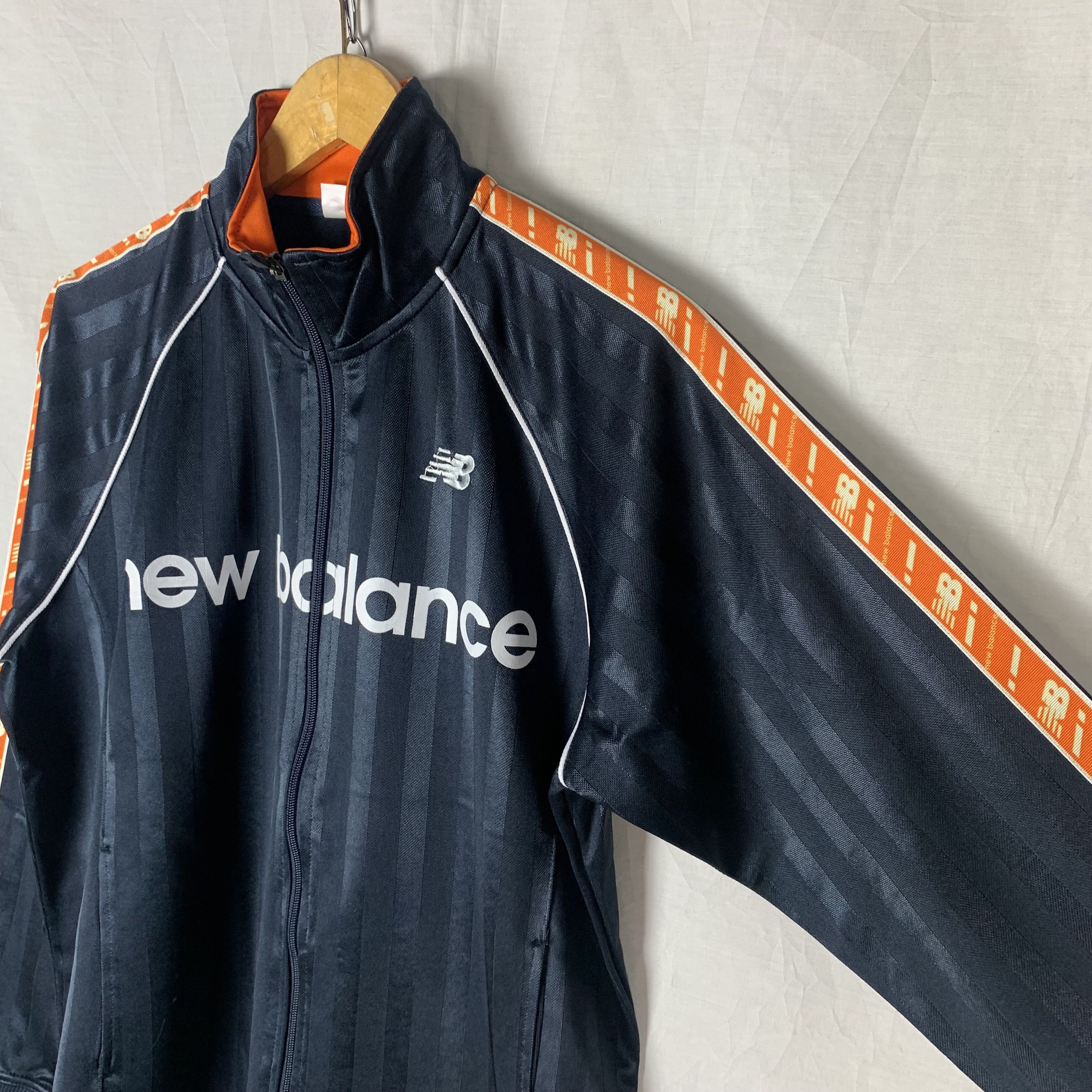 New Balance New Balance Track Jacket Tapped Logo Size US M / EU 48-50 / 2 - 2 Thumbnail