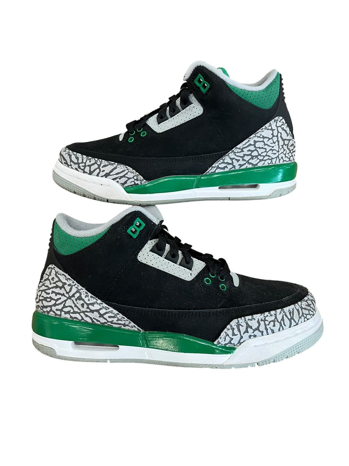 Jordan Brand Jordan 3 Retro Pine Green Size US 6.5 / EU 39-40 - 2 Thumbnail