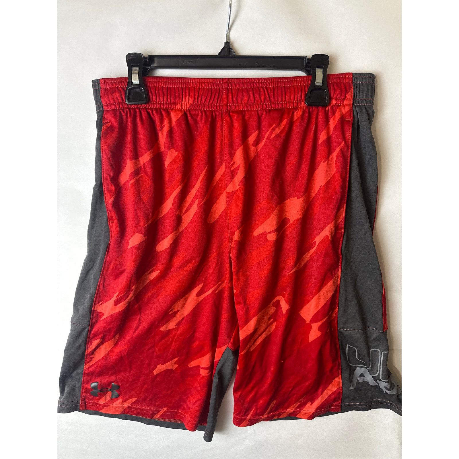 Under Armour Under Armour Boys Size Large Shorts Red Grey New Loose Fit Size ONE SIZE - 1 Thumbnail