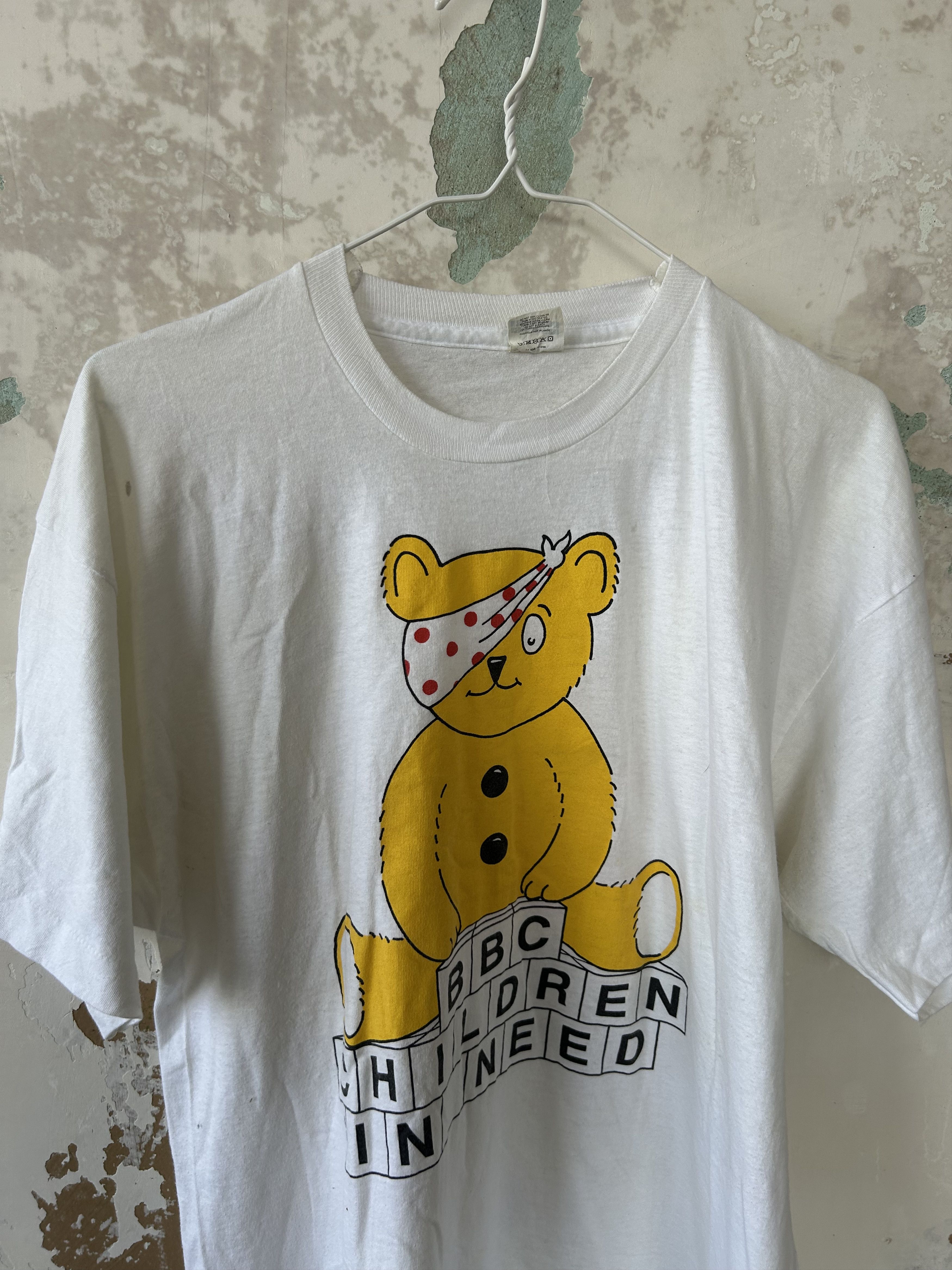 Vintage 1986 BBC Children In Need Sick Bear Promo T-shirt Size US XL / EU 56 / 4 - 3 Thumbnail