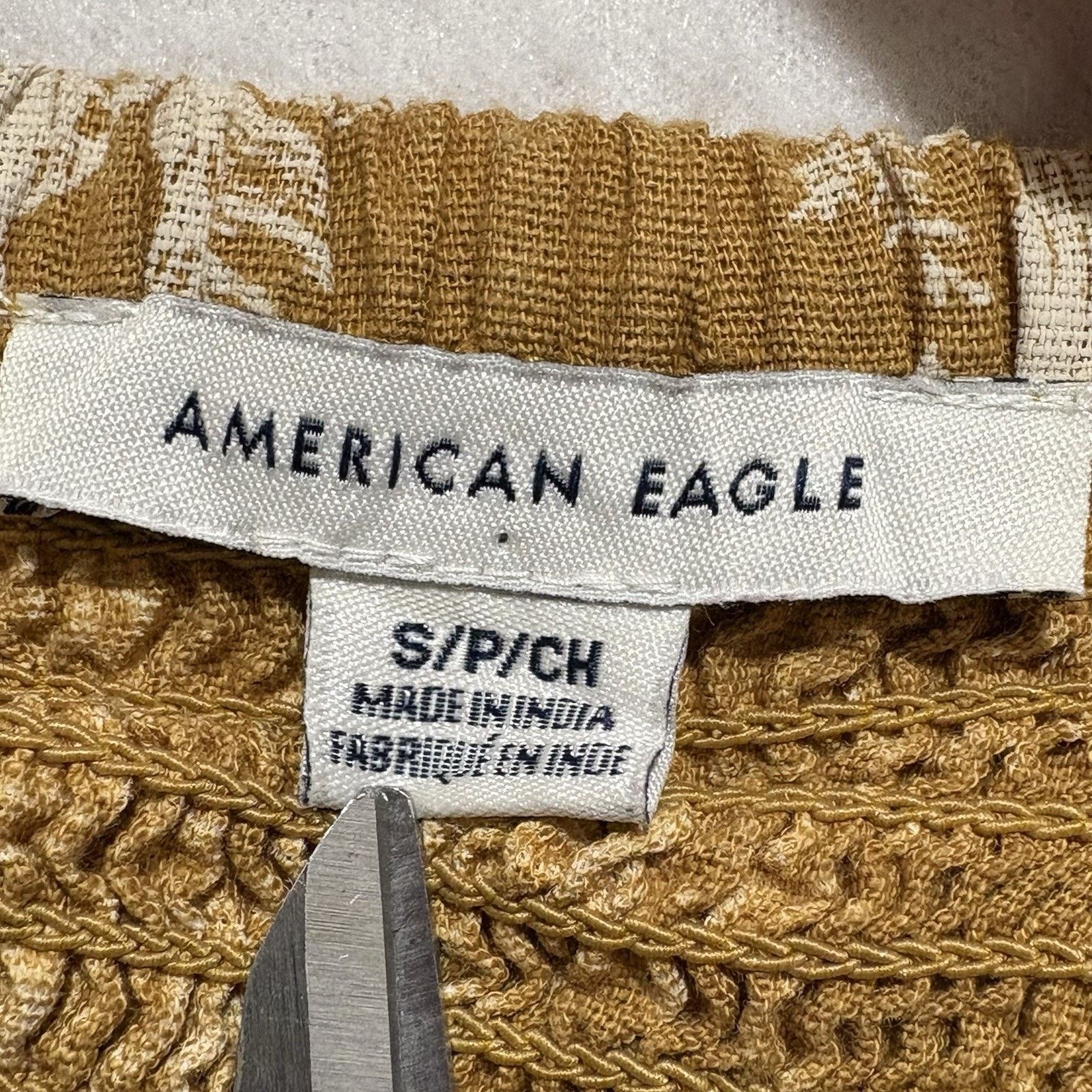 American Eagle Outfitters American Eagle Small Crop Top Tank Palm Tree Floral Button Size S / US 4 / IT 40 - 6 Thumbnail