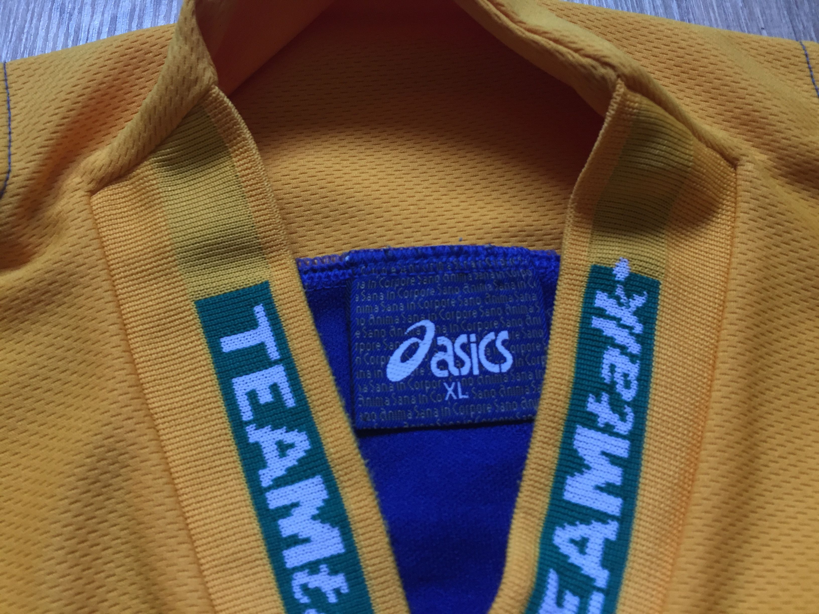 Asics × Vintage Asics Leeds Rhinos Vintage Rugby Jersey Size US XL / EU 56 / 4 - 6 Thumbnail
