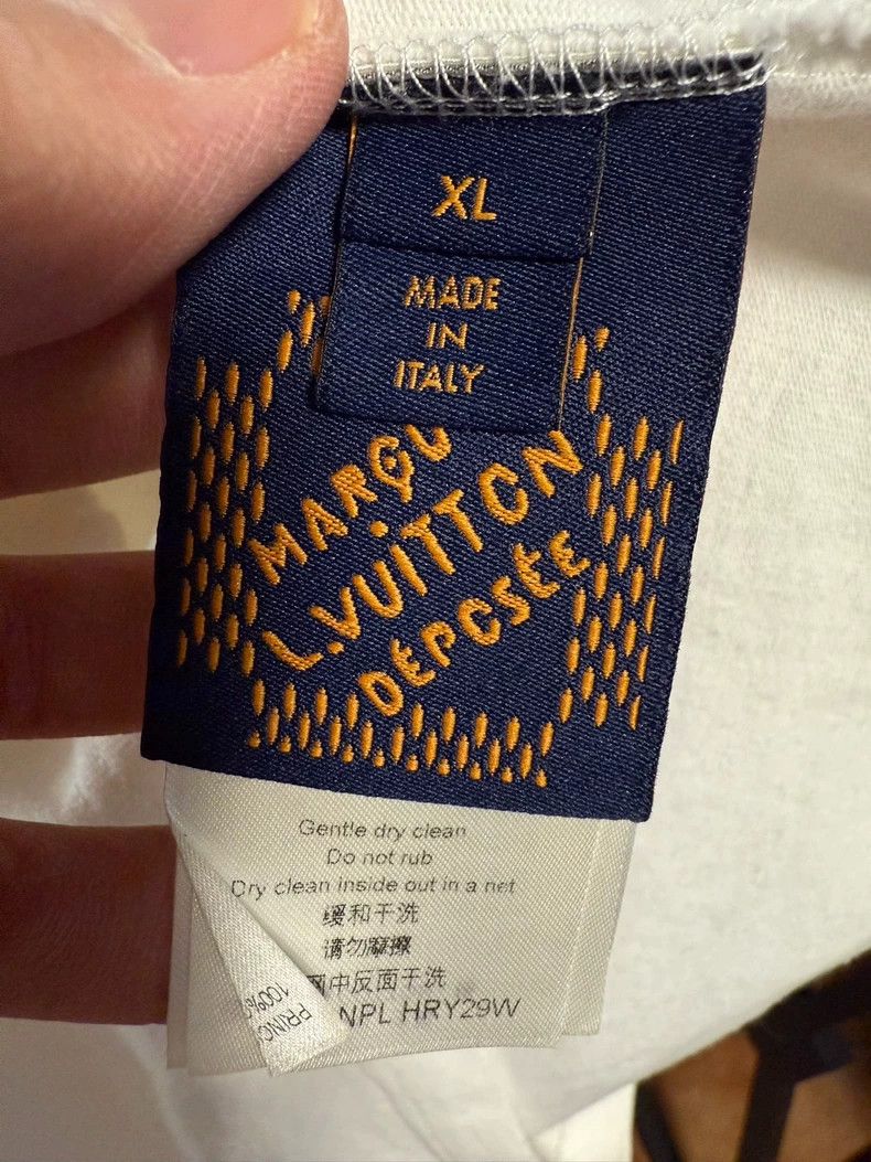 Louis Vuitton Louis Vuitton Sequined logo short sleeves 2502-Nextarrow Size US XL / EU 56 / 4 - 5 Thumbnail