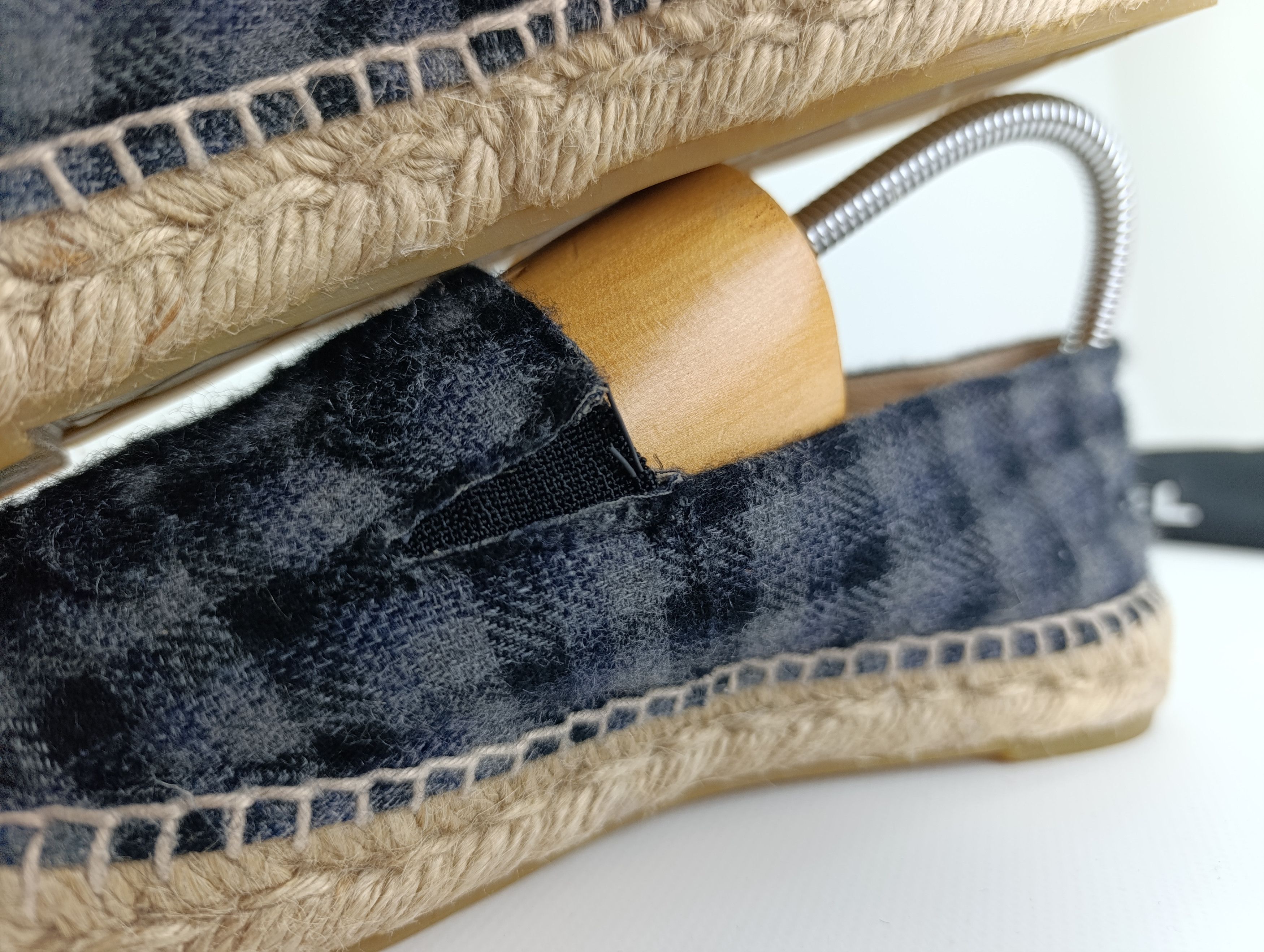 Chanel CHANEL ESPADRILLES FLANNEL CC LOGO GRAY WEDGE SHOES Size US 9 / IT 39 - 8 Thumbnail