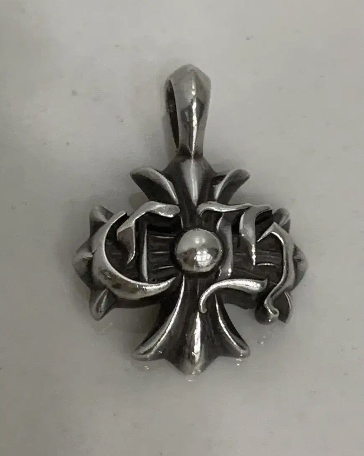 アクセサリー Chrome Hearts CH Plus Pendant CH Plus Charm | Savethechrome Shop