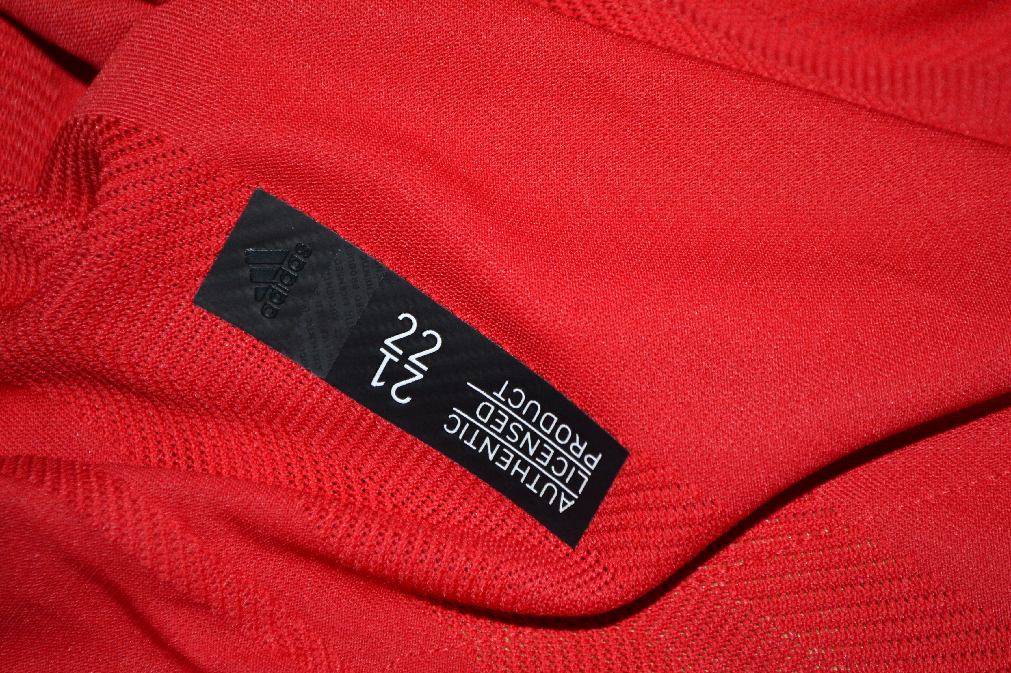 Adidas AUTHENTIC Ronaldo Manchester United Shirt 2021 2022 Jersey Size US L / EU 52-54 / 3 - 7 Thumbnail