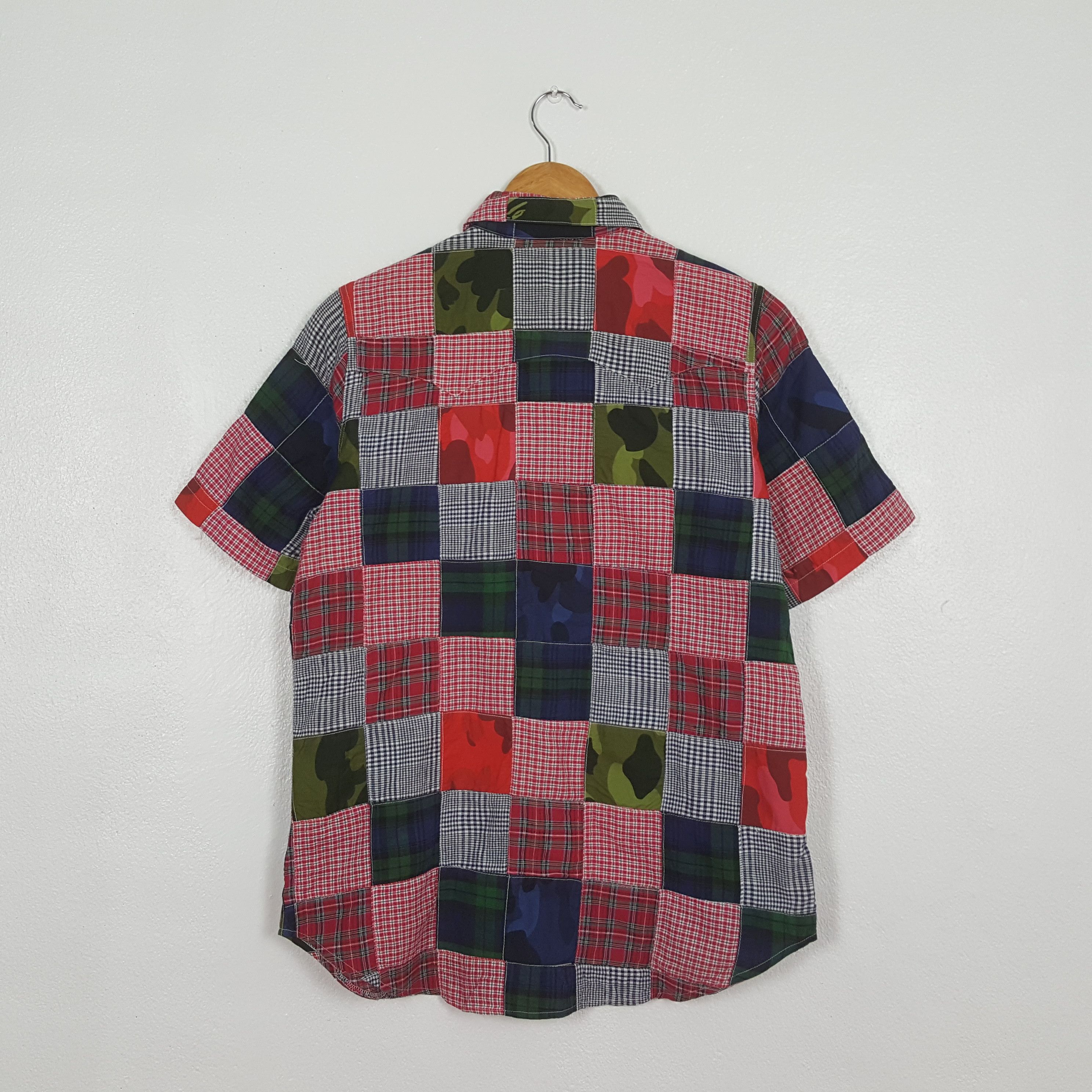 Bape Vintage A Bathing Ape Bape Japanese Brand Shirt C319N23 Size US M / EU 48-50 / 2 - 3 Thumbnail