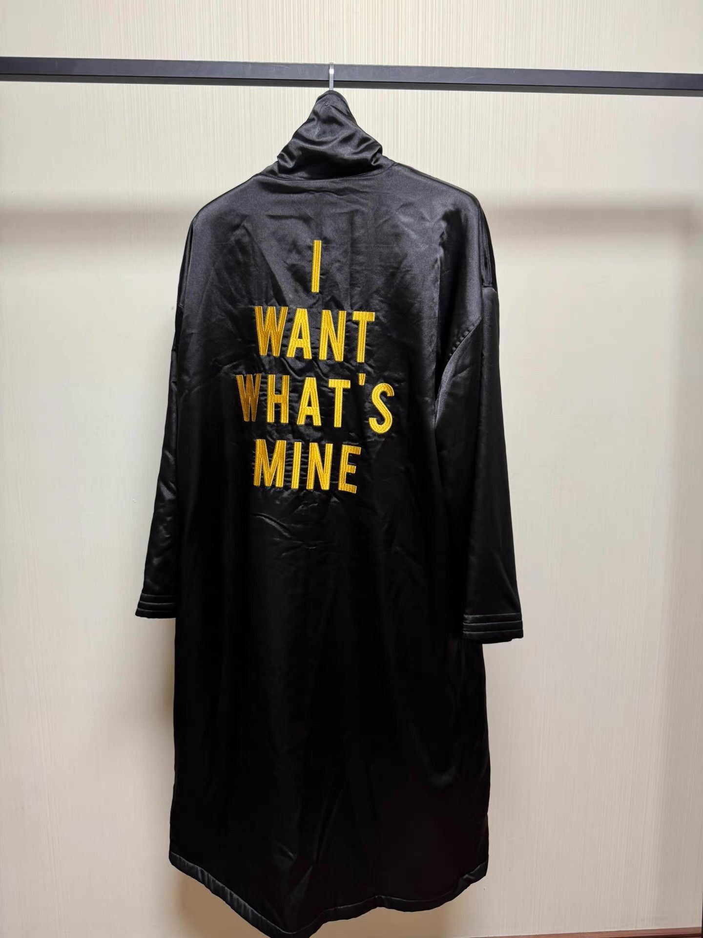 Hood By Air Black Long Cloak with 'I WANT WHAT'S MINE' Embroidery Size US L / EU 52-54 / 3 - 1 Thumbnail