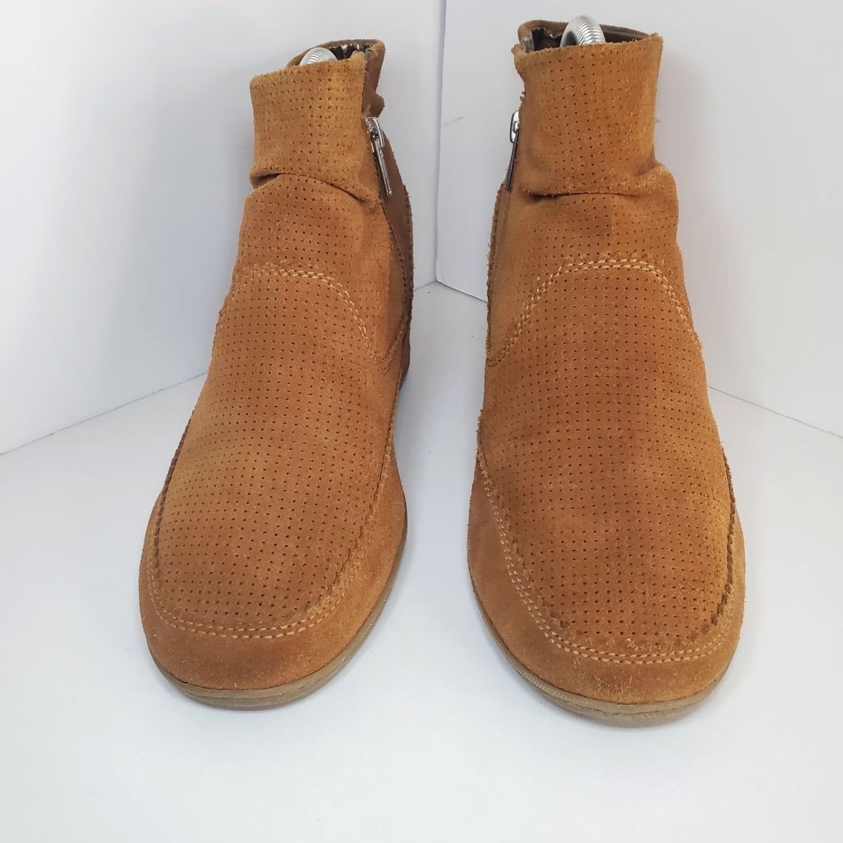 Dolce Vita Dolce Vita Women Bootie Brown Suede Boho Zip Ankle Boot Wedge Sz 9 Size US 9 / IT 39 - 2 Thumbnail