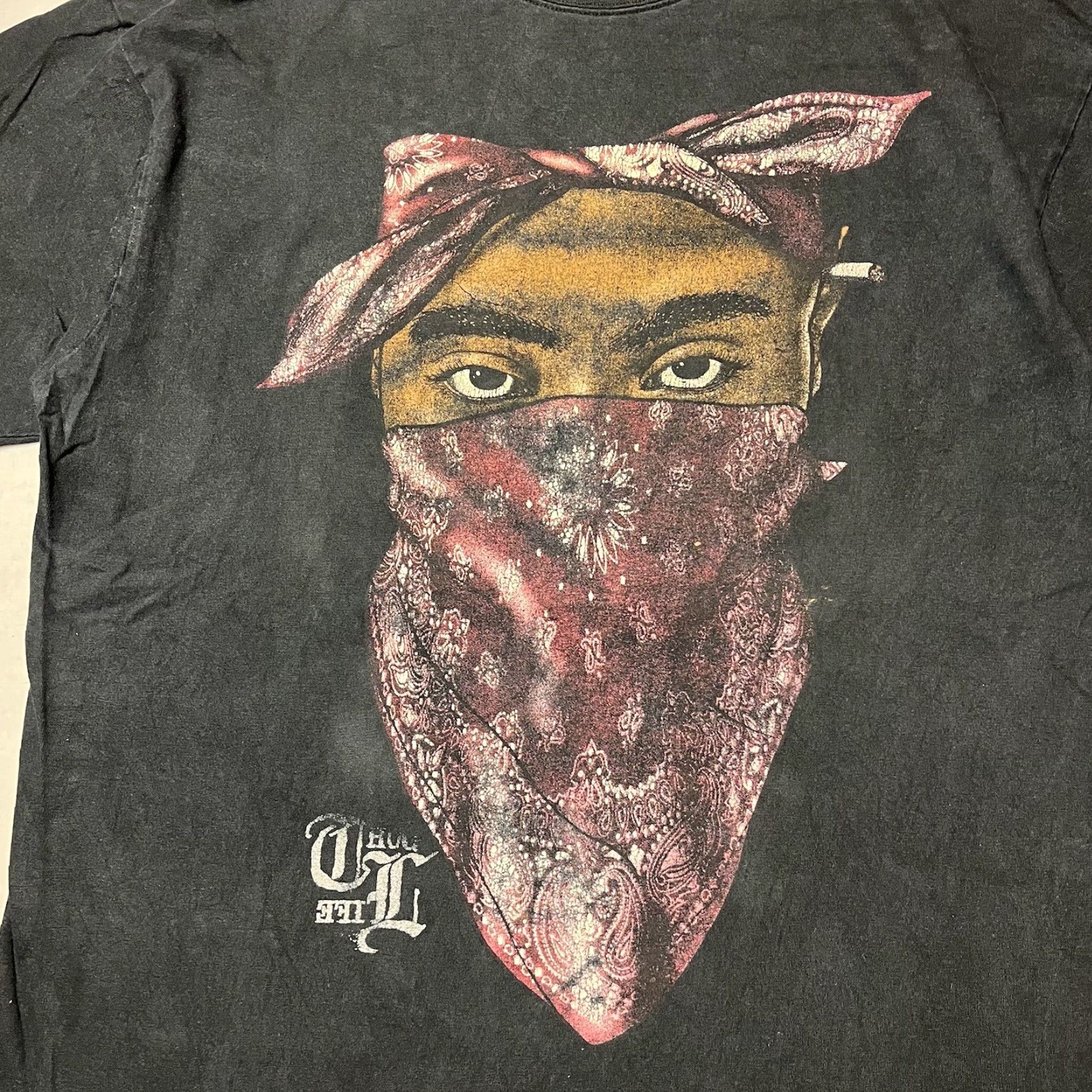 VINTAGE Tupac 2Pac Bandana Thug Life Rap Tee T Shirt 2XL Men Black Cotton Knit Short Sleeve Deer Town Graphic Print 90s Hip Hop Tupac Shakur