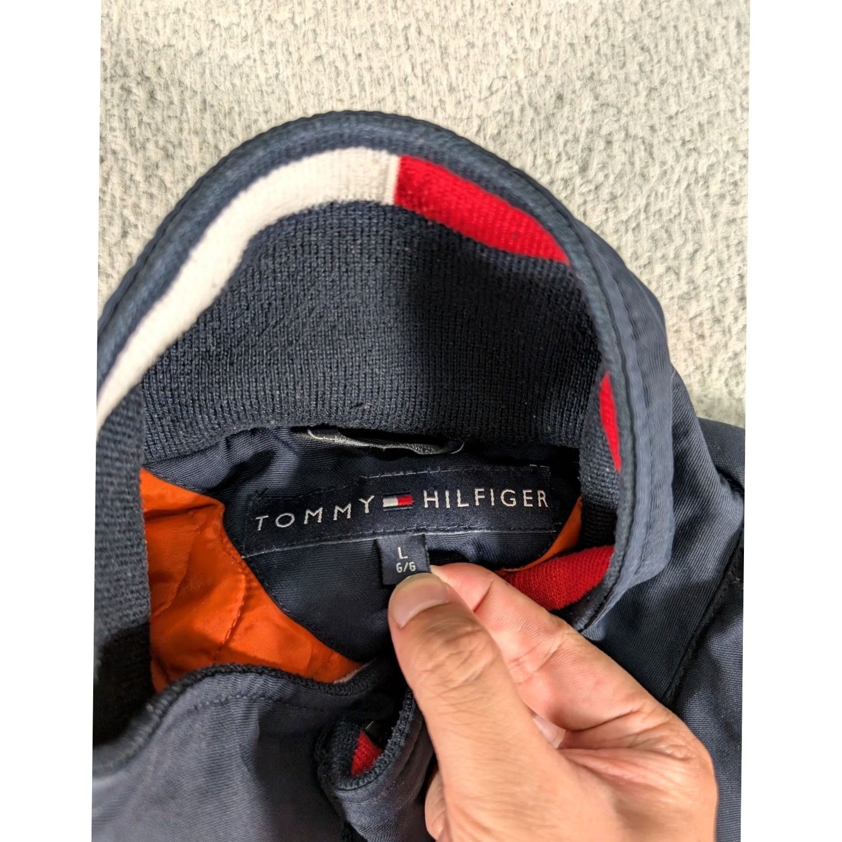 Tommy Hilfiger Tommy Hilfiger Jacket Mens Large Navy Blue Crest Logo Embroidered Full Zip Coat Size US L / EU 52-54 / 3 - 5 Thumbnail