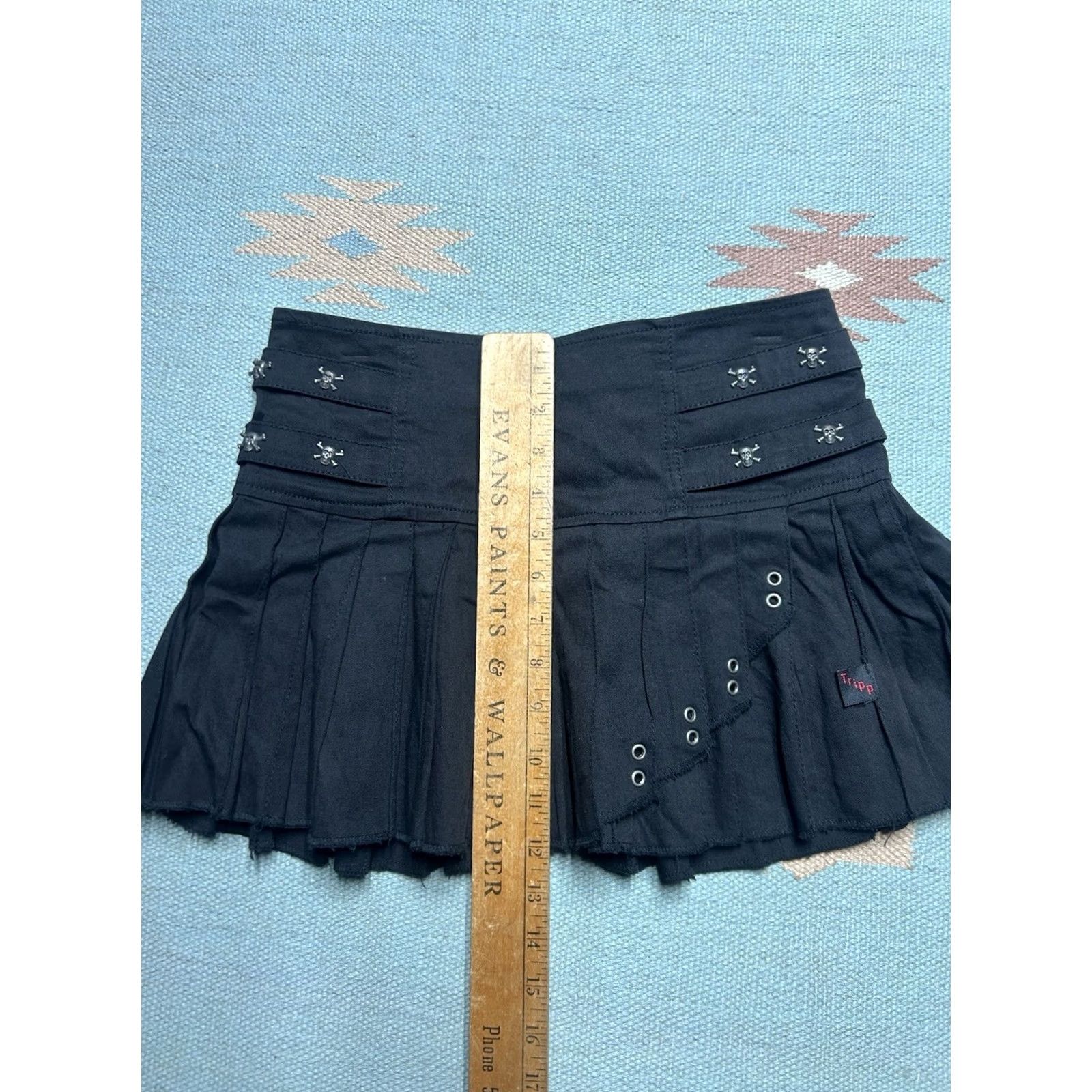 Tripp NYC VINTAGE Tripp NYC Black Pleated Mini Skirt Goth Punk Skulls Daang Goodman Small Skirt Womens XS? Size 28" / US 6 / IT 42 - 6 Thumbnail