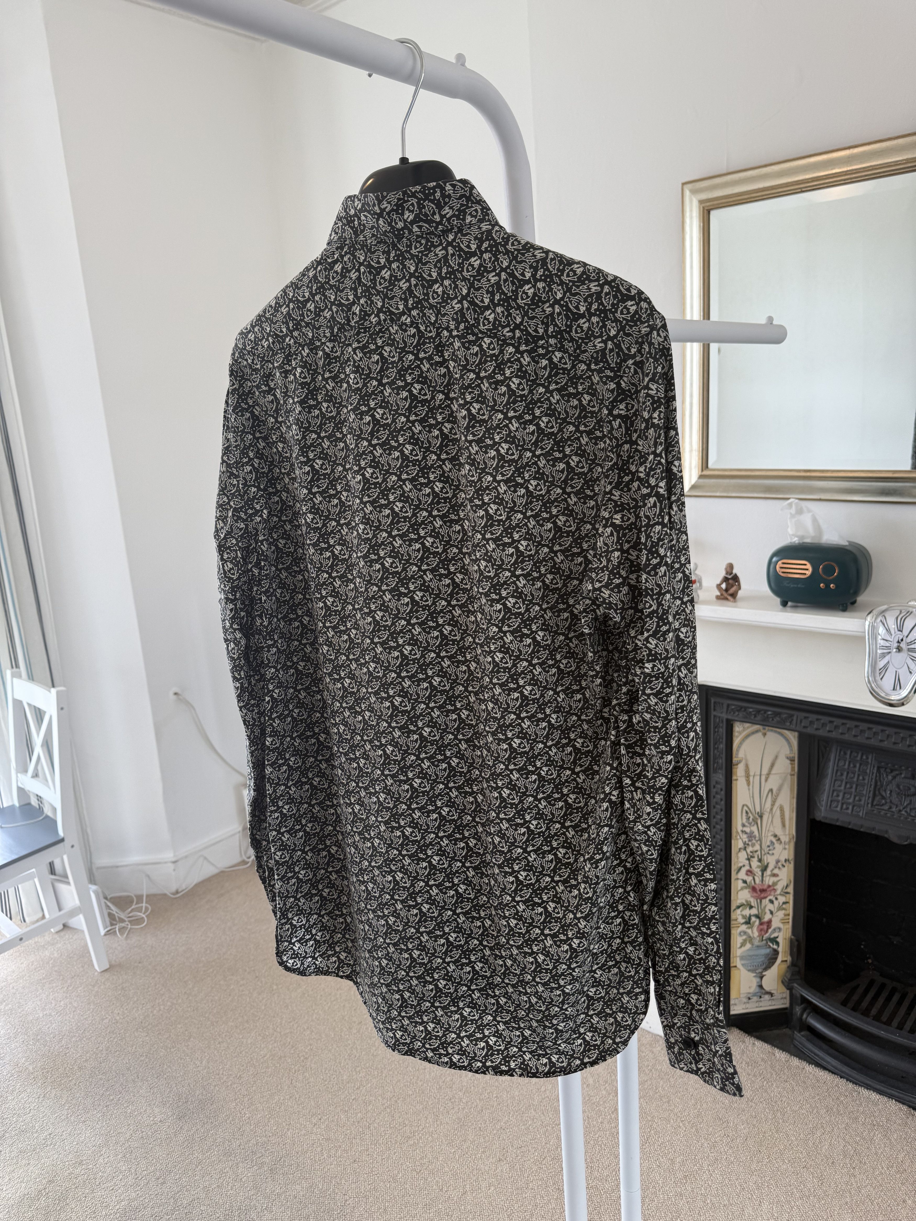 Saint Laurent Paris SS18 Saint Laurent Piranha Long Sleeve Silk Shirt Size US S / EU 44-46 / 1 - 3 Thumbnail