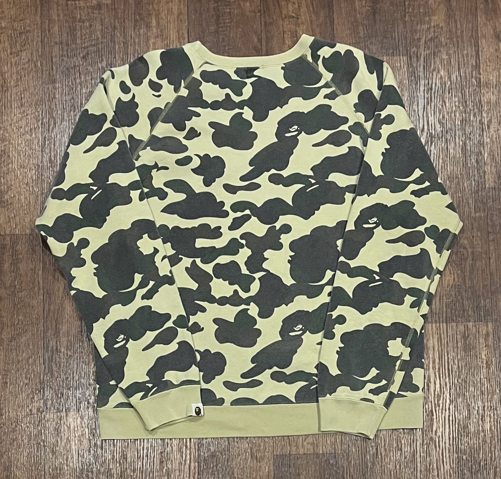 Bape Bape camo crew neck pullover sweatshirt Size US L / EU 52-54 / 3 - 2 Thumbnail