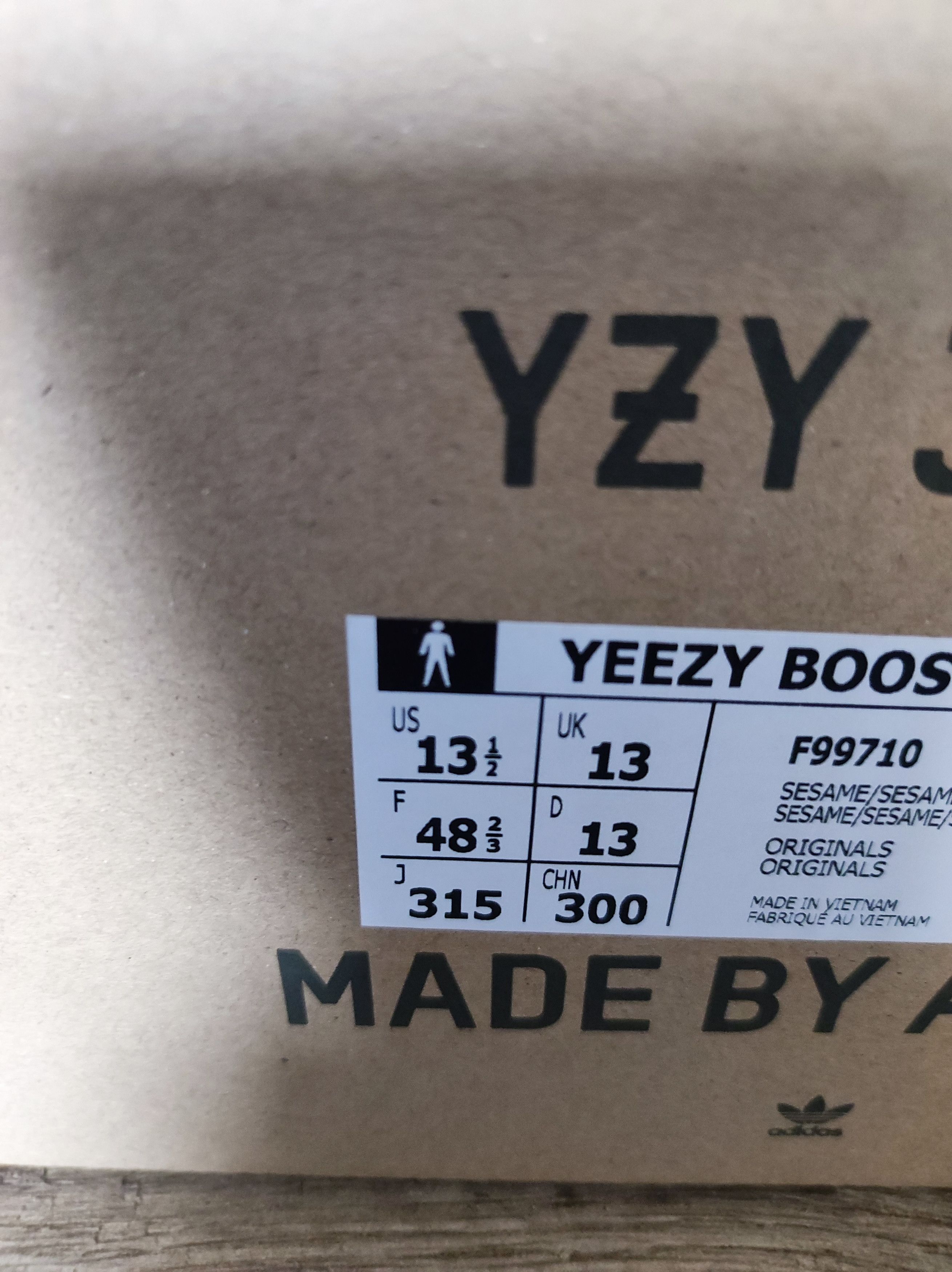 Adidas Adidas Yeezy 350 v2 Sesame Size US 13 / EU 46 - 7 Thumbnail