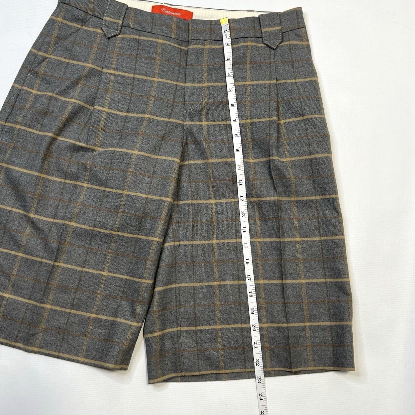 Anthropologie Cartonnier Shorts Bermuda 6 Gray Flannel Plaid Women Classic 80s 90s City Preppy Golf Walking Wrist 34x13.5 Mens Womens Girls Size 28" / US 6 / IT 42 - 2 Thumbnail