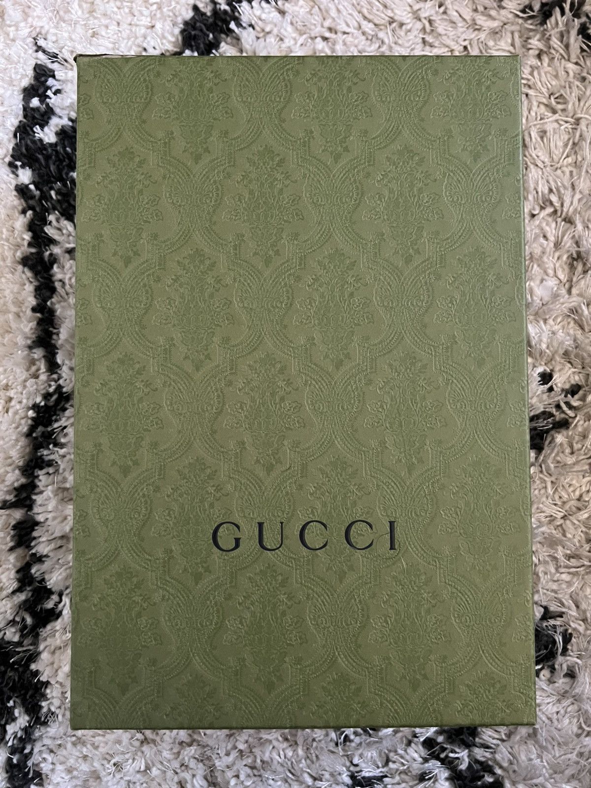 Gucci Authentic Gucci Basket Sneaker (Womens US 9) Size US 9 / IT 39 - 14 Thumbnail