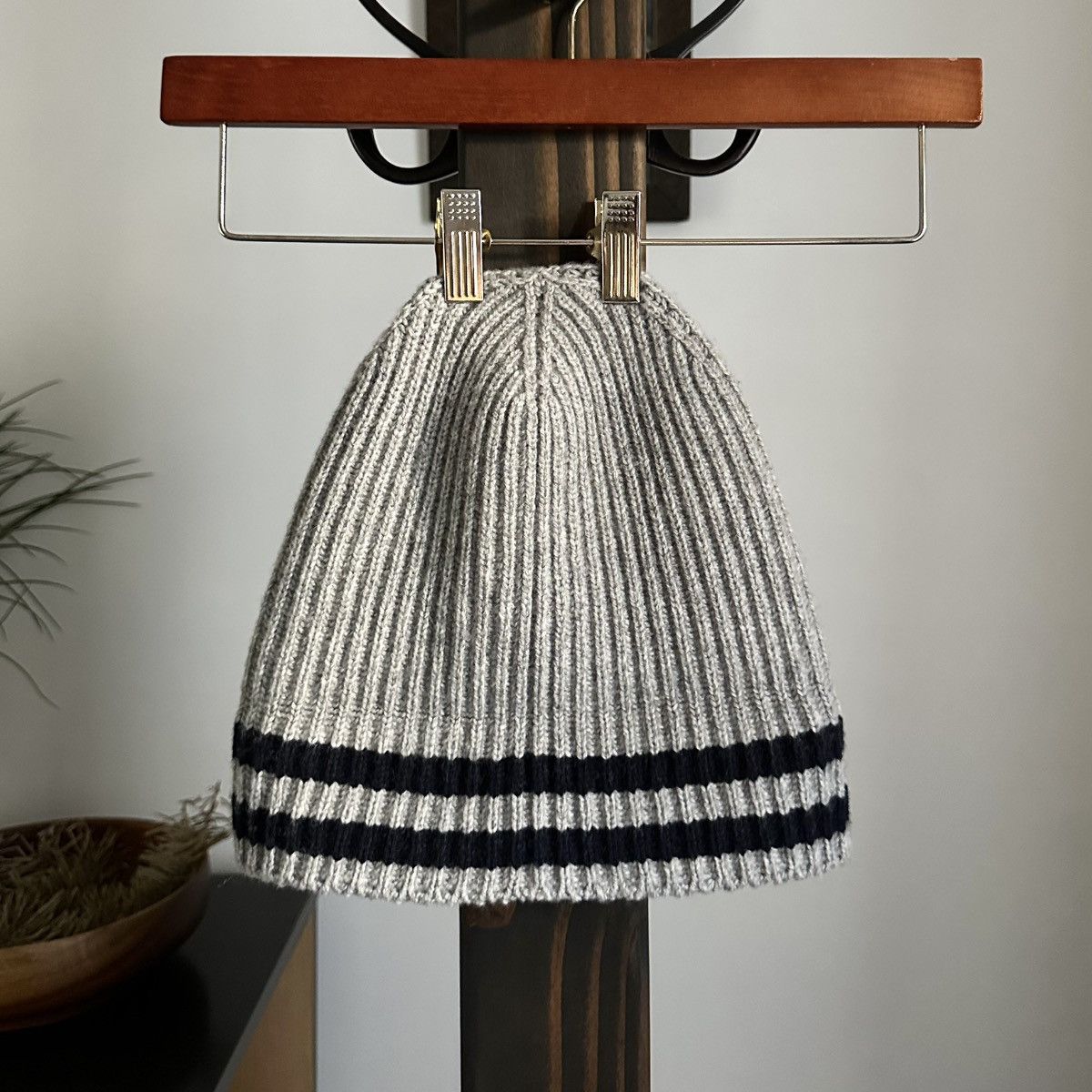 Mr P. 🌿Mr. P Lambswool Ribbed Beanie Gray w/ Navy Varsity Stripes🌿 Size ONE SIZE - 3 Thumbnail