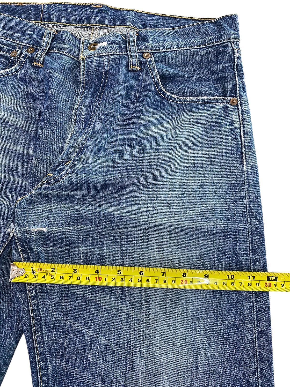 Levi's Levi’s Light Wash Whiskered Style Straight Leg Jeans Size US 31 - 6 Thumbnail