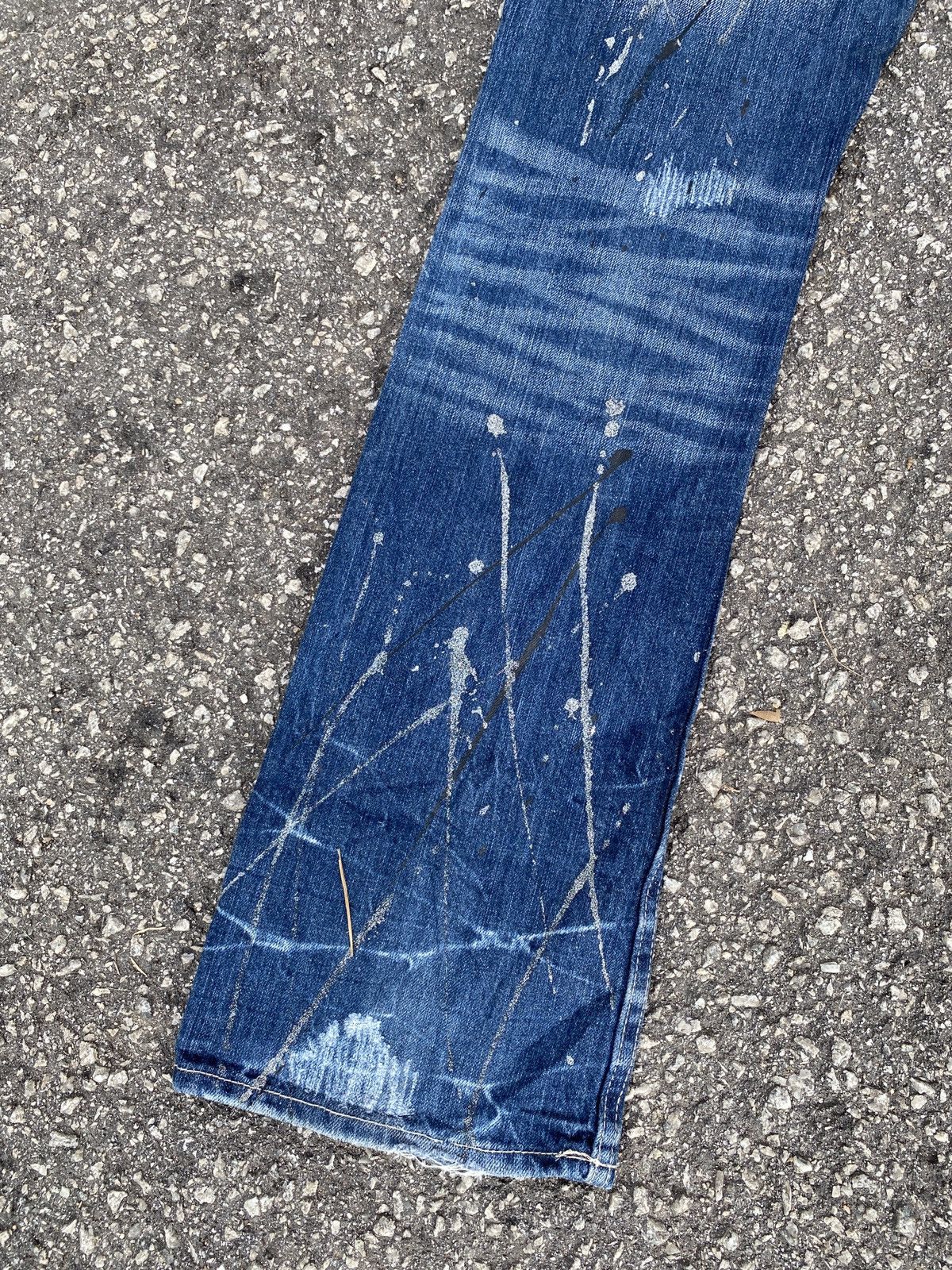 If Six Was Nine × Tornado Mart Unbranded Distressed Splatter Flare Denim Size US 33 - 11 Thumbnail