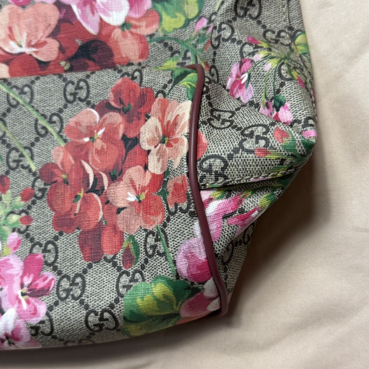 Gucci Gucci Supreme Flower Tote Bag Size ONE SIZE - 5 Thumbnail