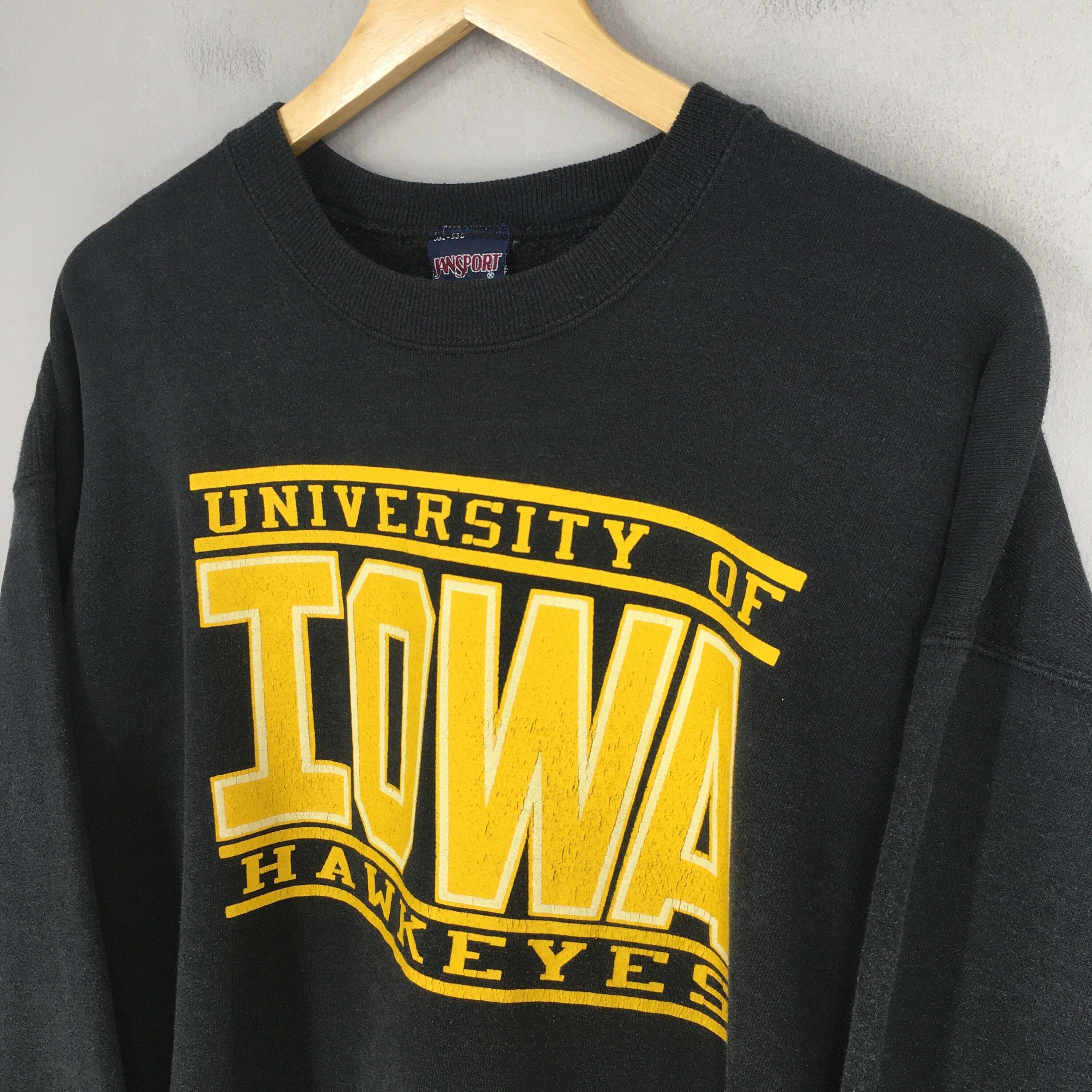 NCAA × Vintage Vintage Iowa Hawkeyes Football Ncaa Sweatshirt XLarge Size US XL / EU 56 / 4 - 3 Thumbnail