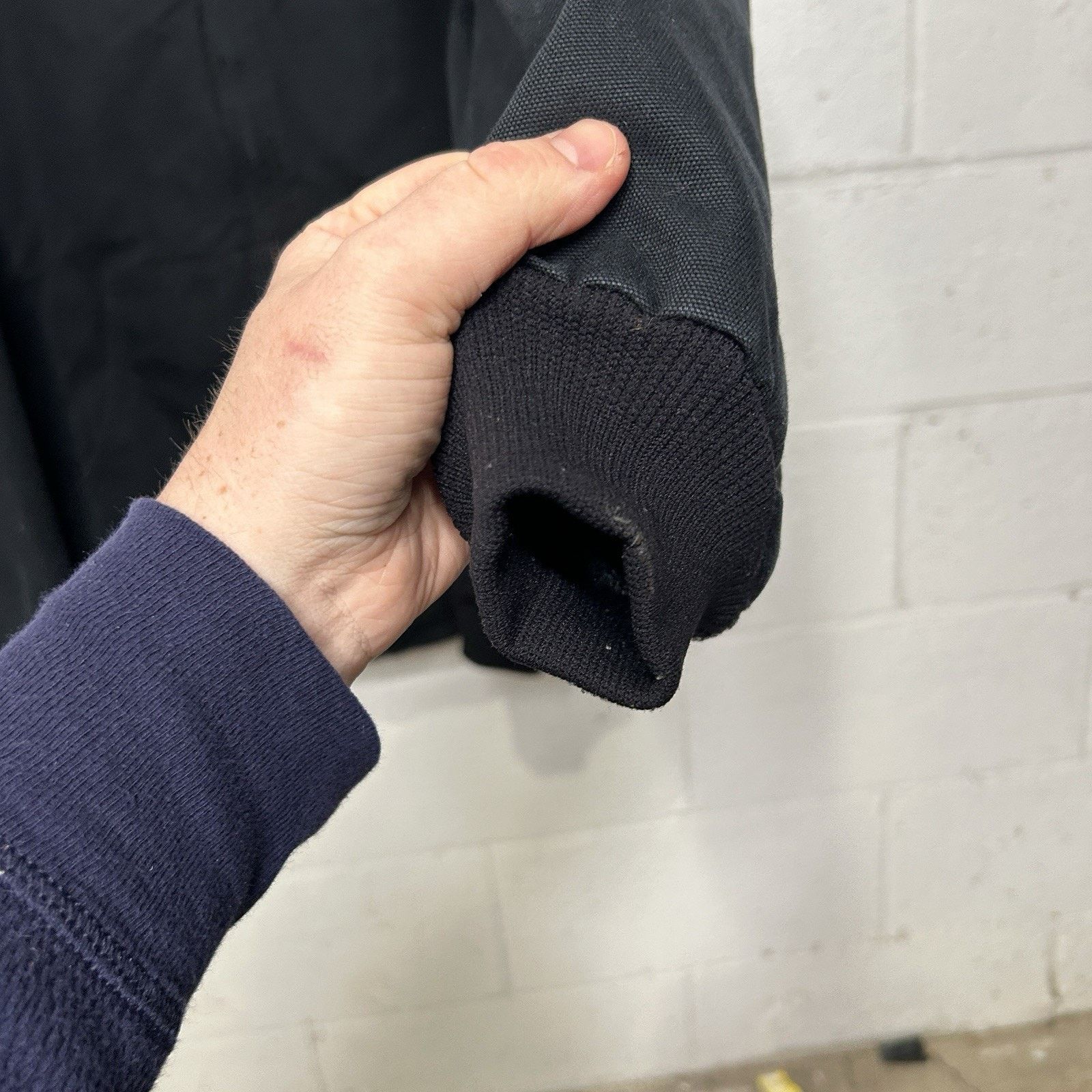 Carhartt Vintage Carhartt Quilted Hooded Active Jacket “Black” J280 Size US XL / EU 56 / 4 - 9 Thumbnail