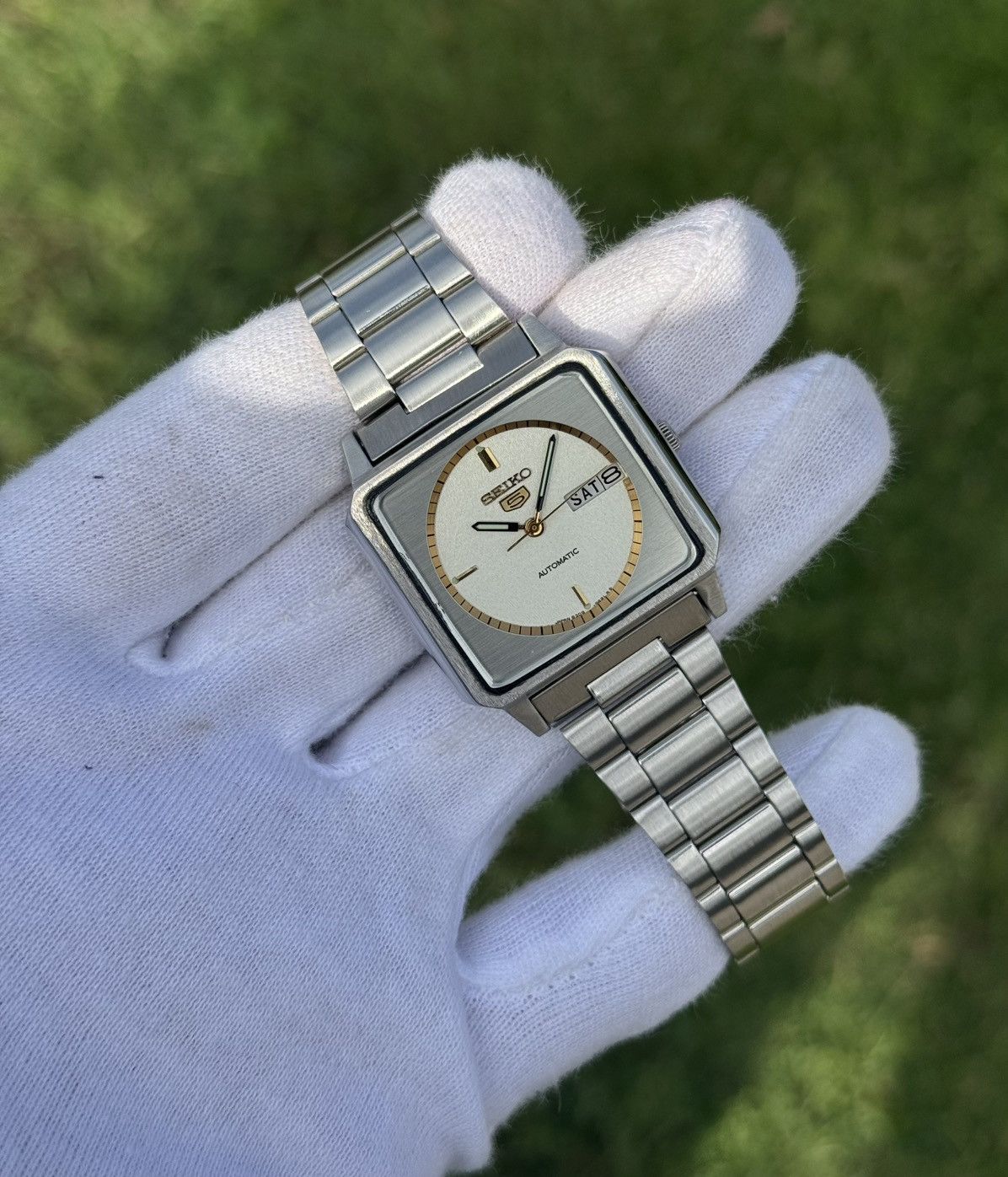 Seiko Vintage Seiko 5 Automatic japan Watch: silver Dial, TV Case Size 36 - 13 Thumbnail