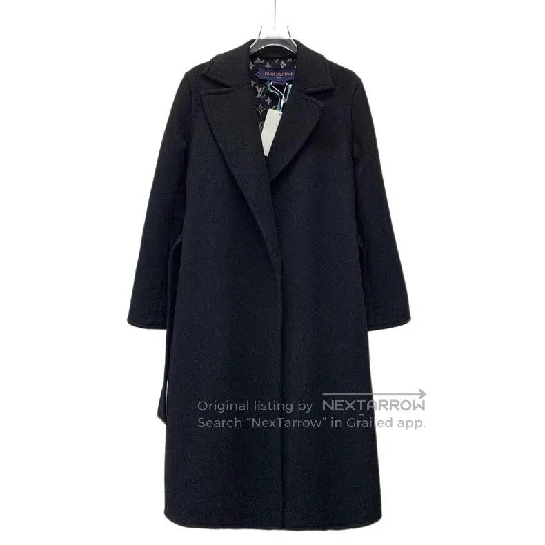 Louis Vuitton Louis Vuitton Wool lapel long-sleeve belted coat with pres Size XS / US 0-2 / IT 36-38 - 1 Thumbnail