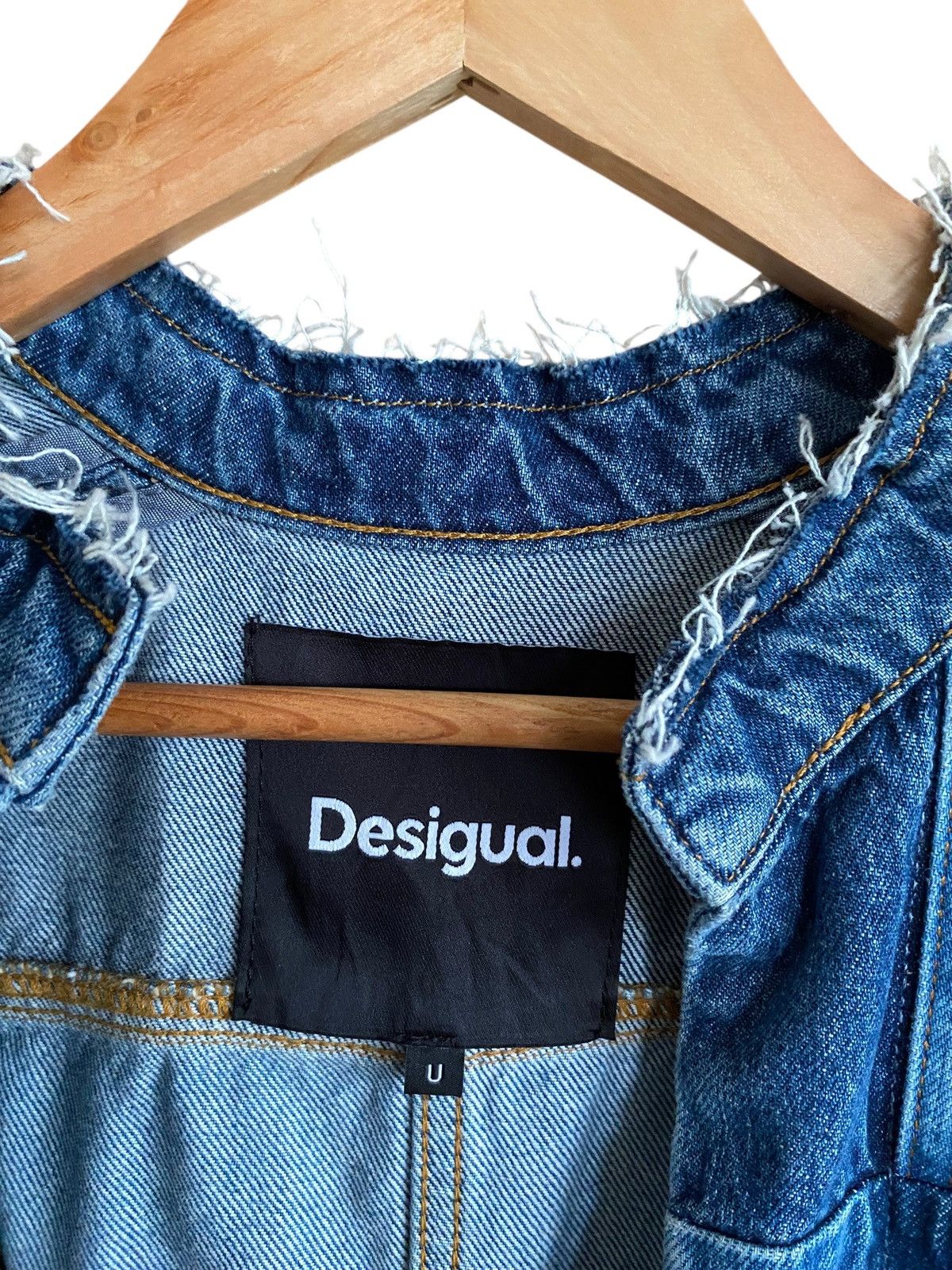 Desigual Vintage Brand Desingual Denim Poncho 2000s Size US XL / EU 56 / 4 - 11 Thumbnail