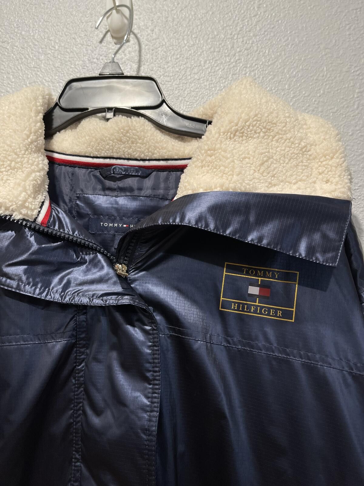 Tommy Hilfiger Tommy Hilfiger Navy Blue Hooded Jacket with Sherpa Lining Size M / US 6-8 / IT 42-44 - 2 Thumbnail