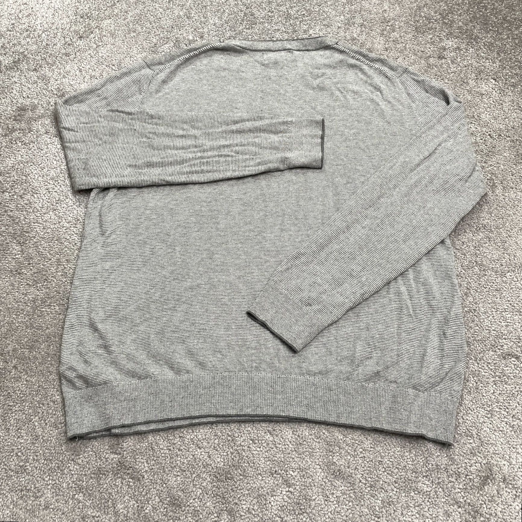 Banana Republic Banana Republic Premium Luxe Yard Men Large Gray Crew Neck Pullover Sweater Knit Size US L / EU 52-54 / 3 - 2 Thumbnail