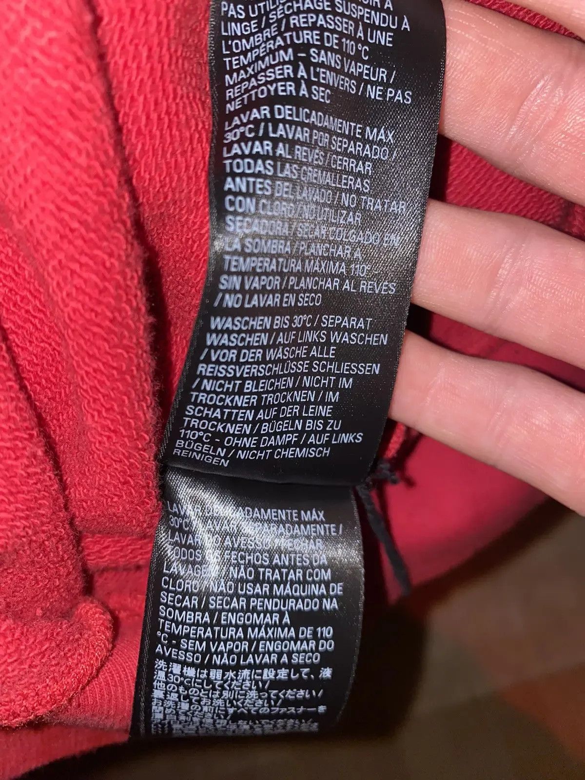Balenciaga Balenciaga Red Skater Hoodie Size US L / EU 52-54 / 3 - 8 Thumbnail
