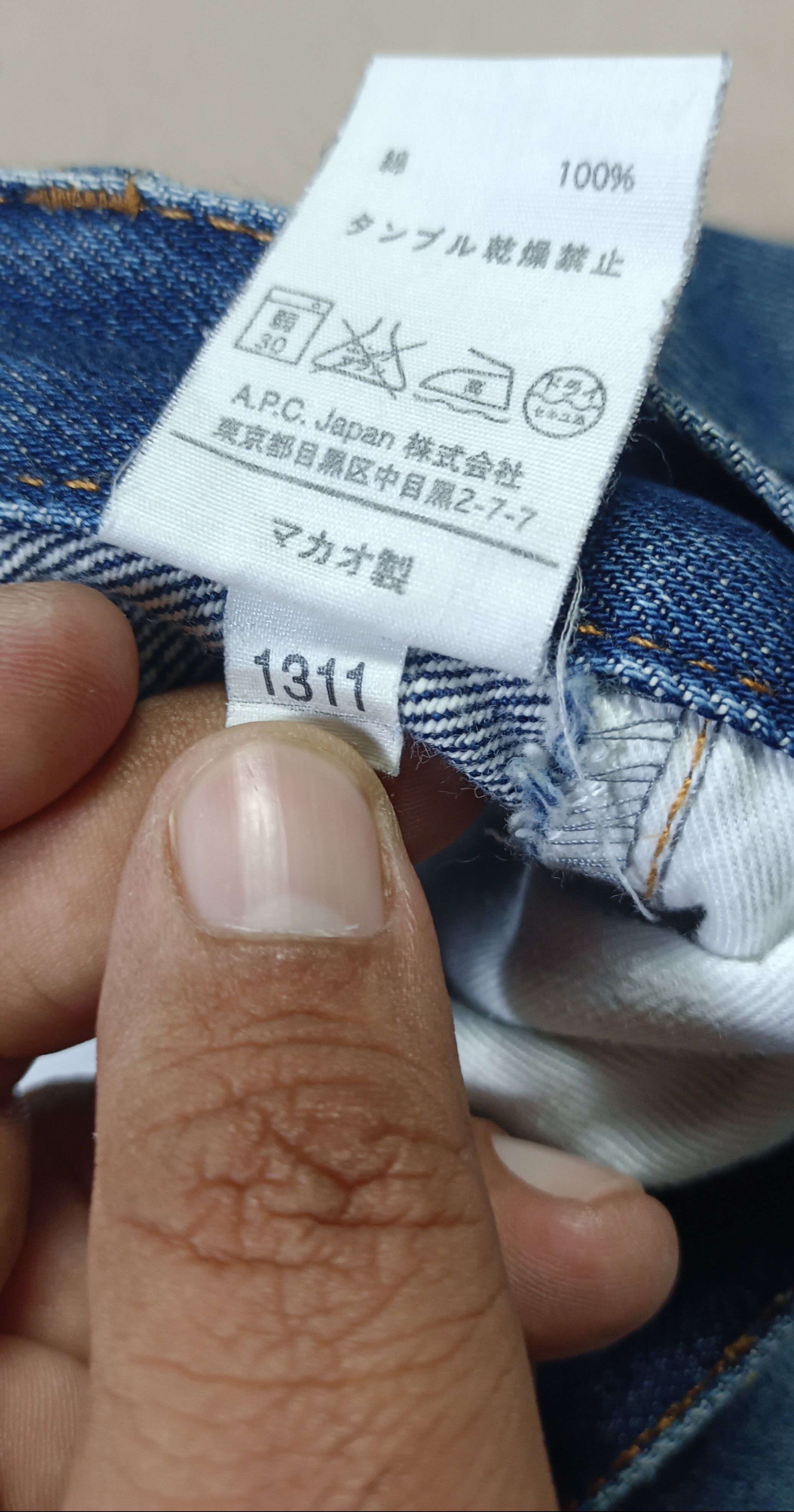 A.P.C. A.P.C Jean Droit Etroit Full Selvedge Distressed Jeans Size US 32 / EU 48 - 15 Thumbnail