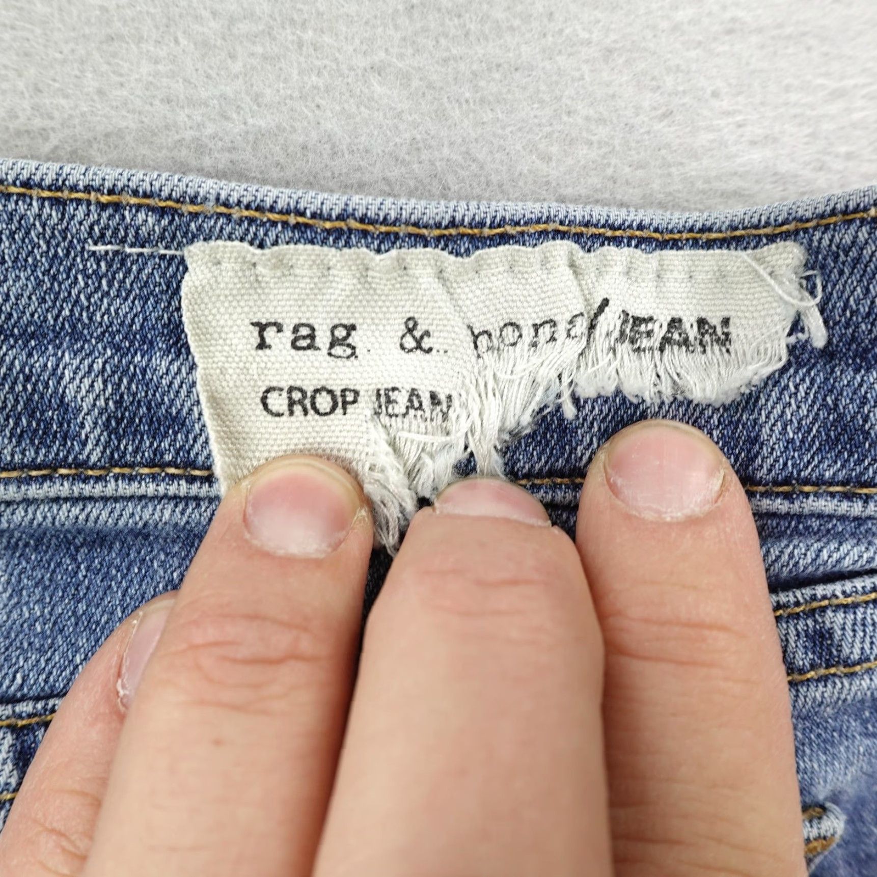 Rag & Bone VINTAGE Rag & Bone Crop Jeans Womens 32 Denim Distressed Frayed Hem Mid Rise Stretch Pockets 2010s Size 24" / US 00 / IT 34 - 6 Thumbnail