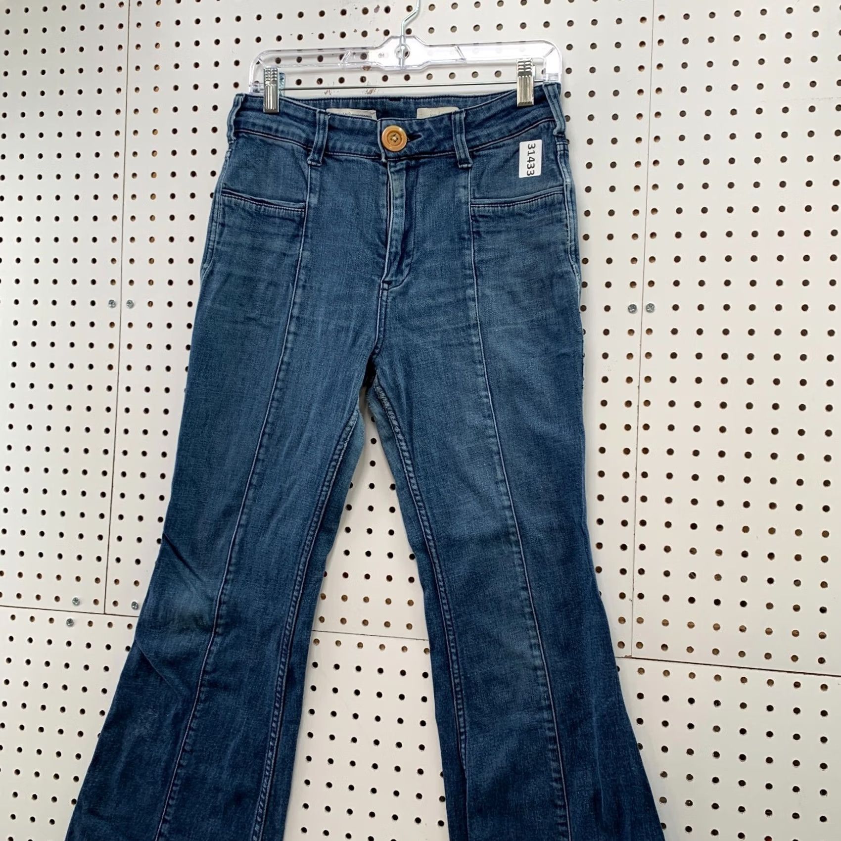 Vintage Anthropologie Pilcro Blue Denim Flared Jeans Womens Size 28x29 Casual FLARE Size 28" / US 6 / IT 42 - 3 Thumbnail