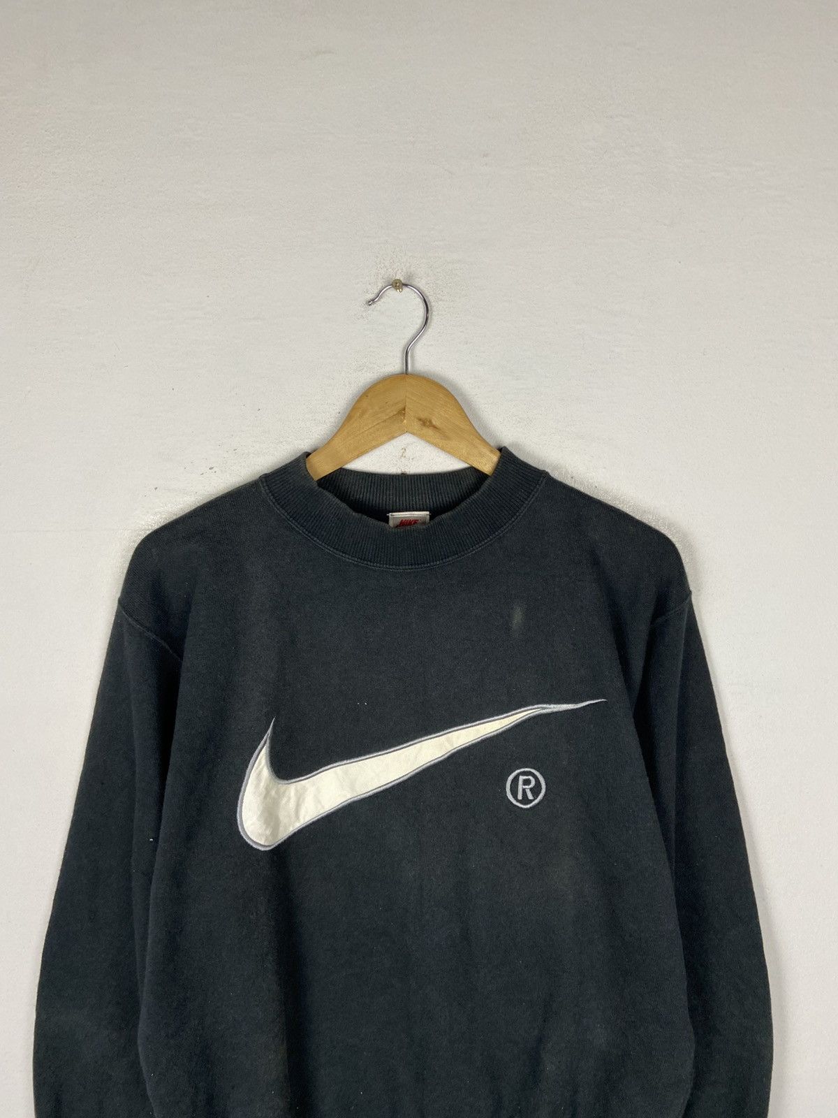 Nike VINTAGE NIKE BIG LOGO SWEATSHIRT Size US L / EU 52-54 / 3 - 2 Thumbnail