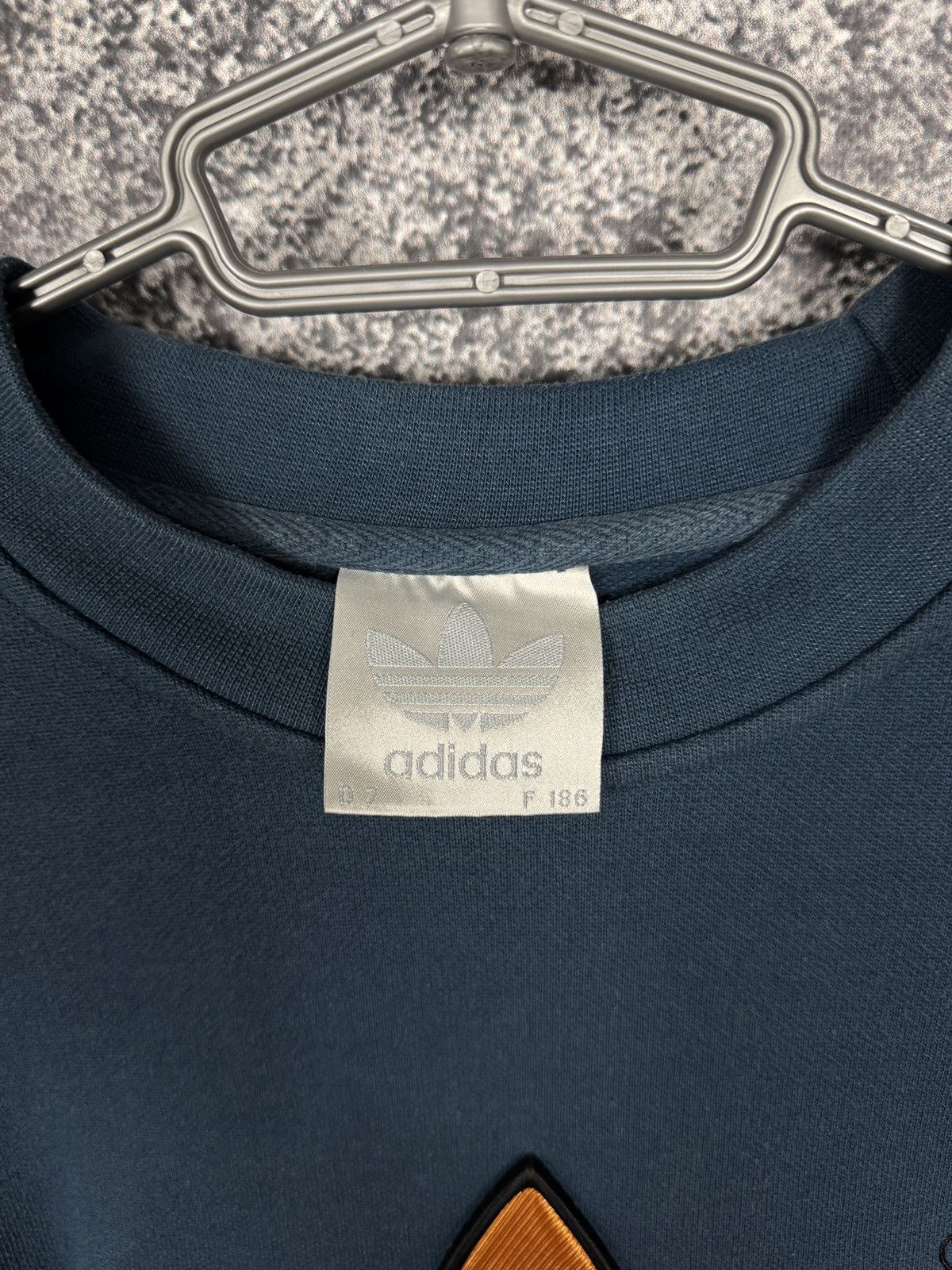 Adidas Vintage 90s Adidas Sweatshirt Big Trefoil Logo Retro Size L Size US L / EU 52-54 / 3 - 7 Thumbnail