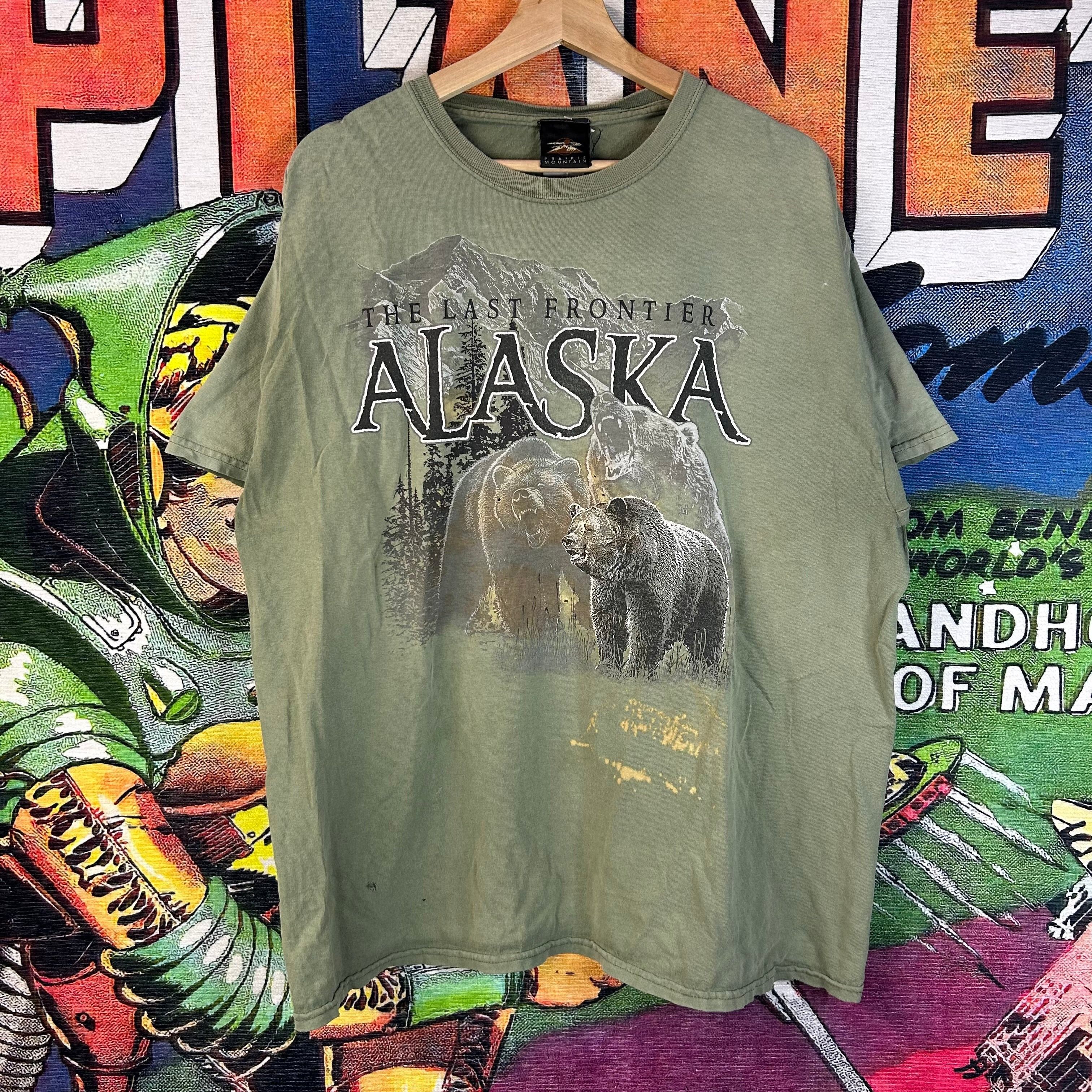 Vintage Y2K Alaska Wildlife Tee Size XL Size US XL / EU 56 / 4 - 1 Thumbnail