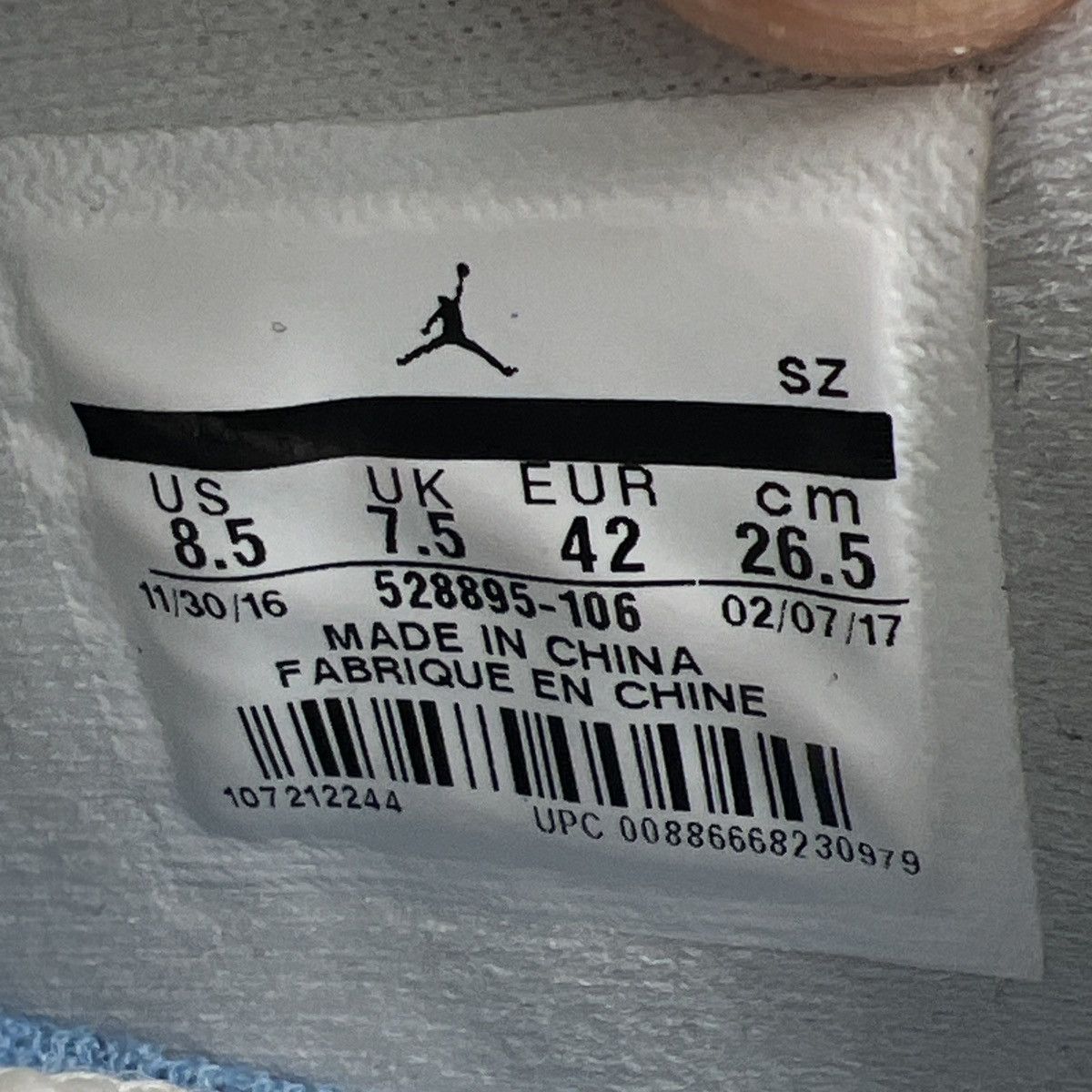 Jordan Brand Air Jordan 11 low unc Size US 8.5 / EU 41-42 - 8 Thumbnail