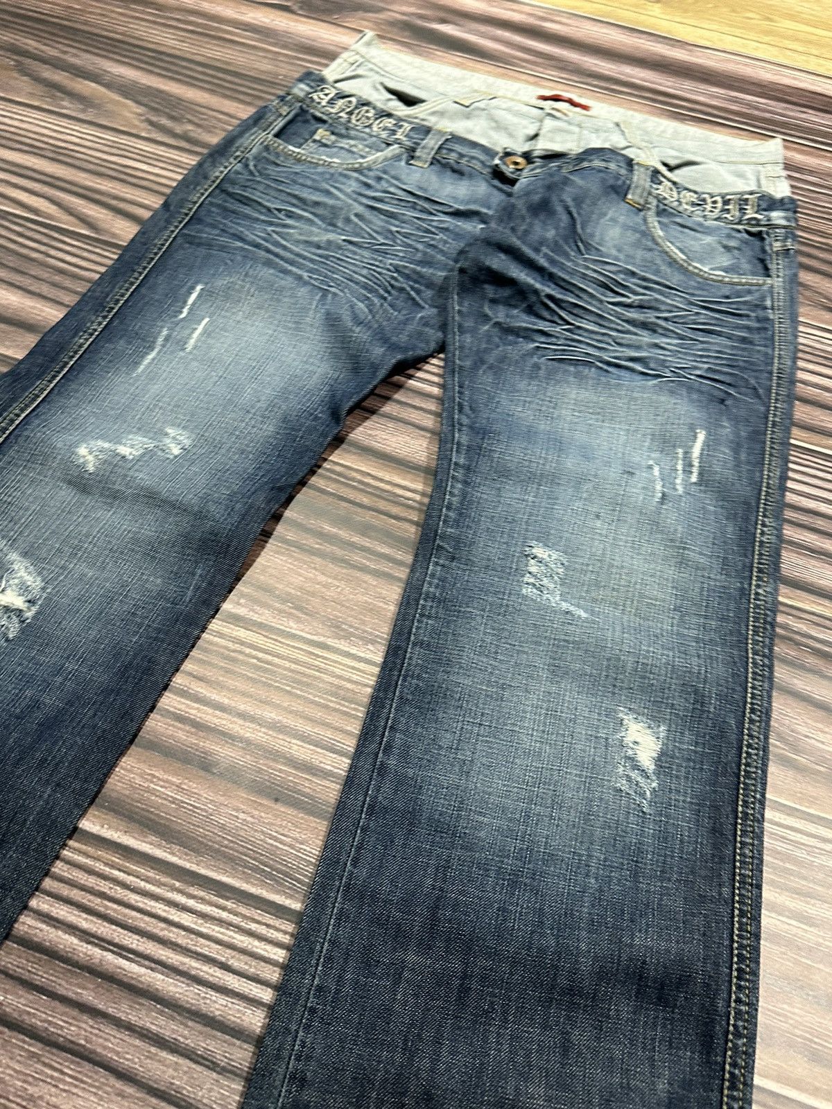 Japanese Brand Vintage Japanese Brand Distressed Jeans Angel Devil Size US 34 / EU 50 - 4 Thumbnail