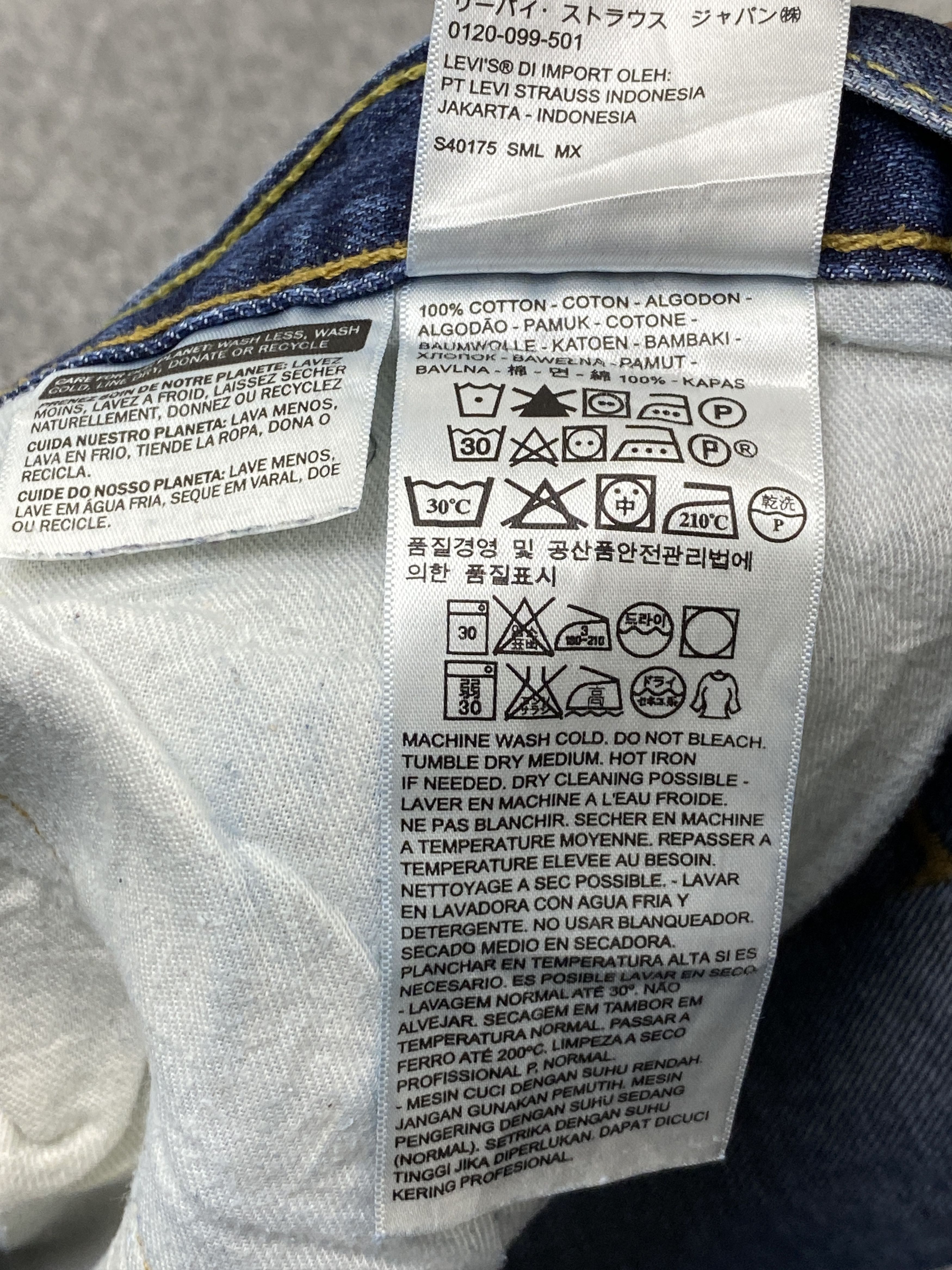 Levi's Vintage Levis 505 Faded Blue Denim Jeans DP2336 Size US 31 - 8 Thumbnail
